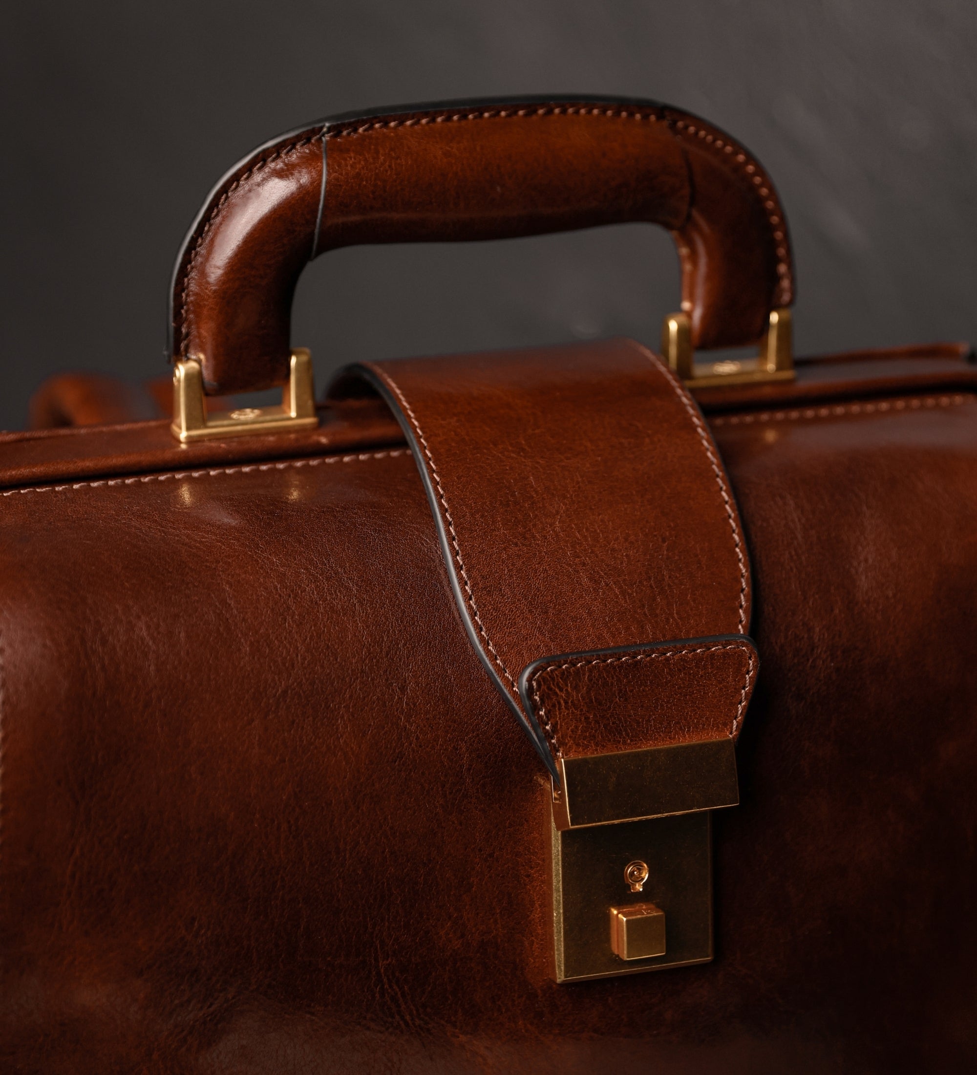 Rucksack aus Leder - A Brief Story of Time