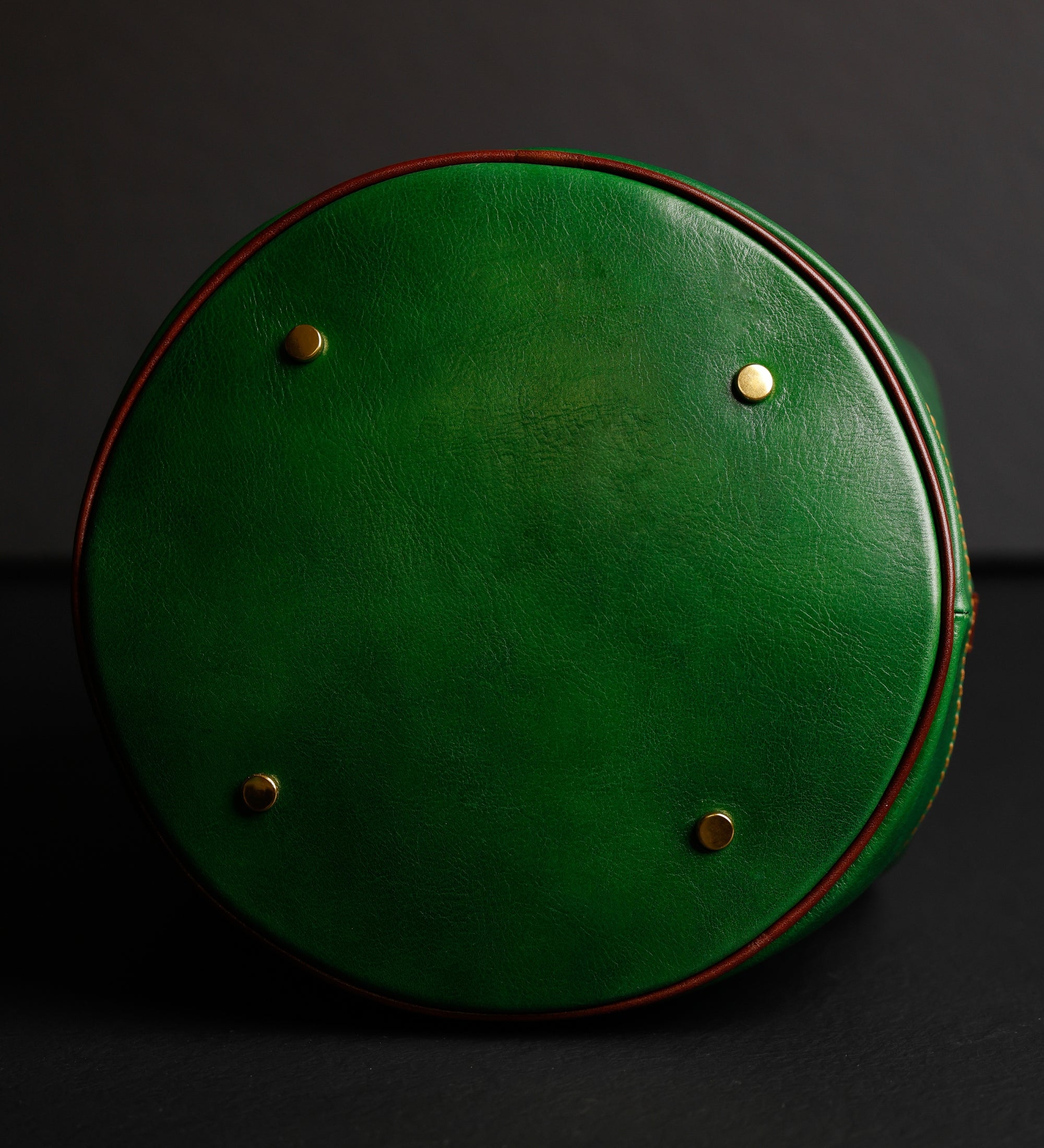 Beuteltasche aus Leder für Damen - Light In August