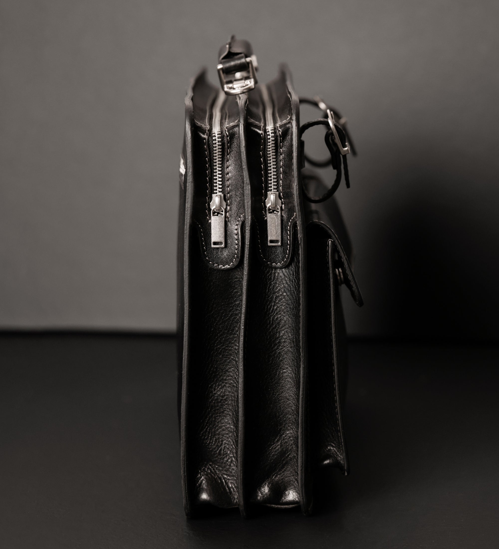 Umhängetasche Aktentasche aus Leder - The Prophet