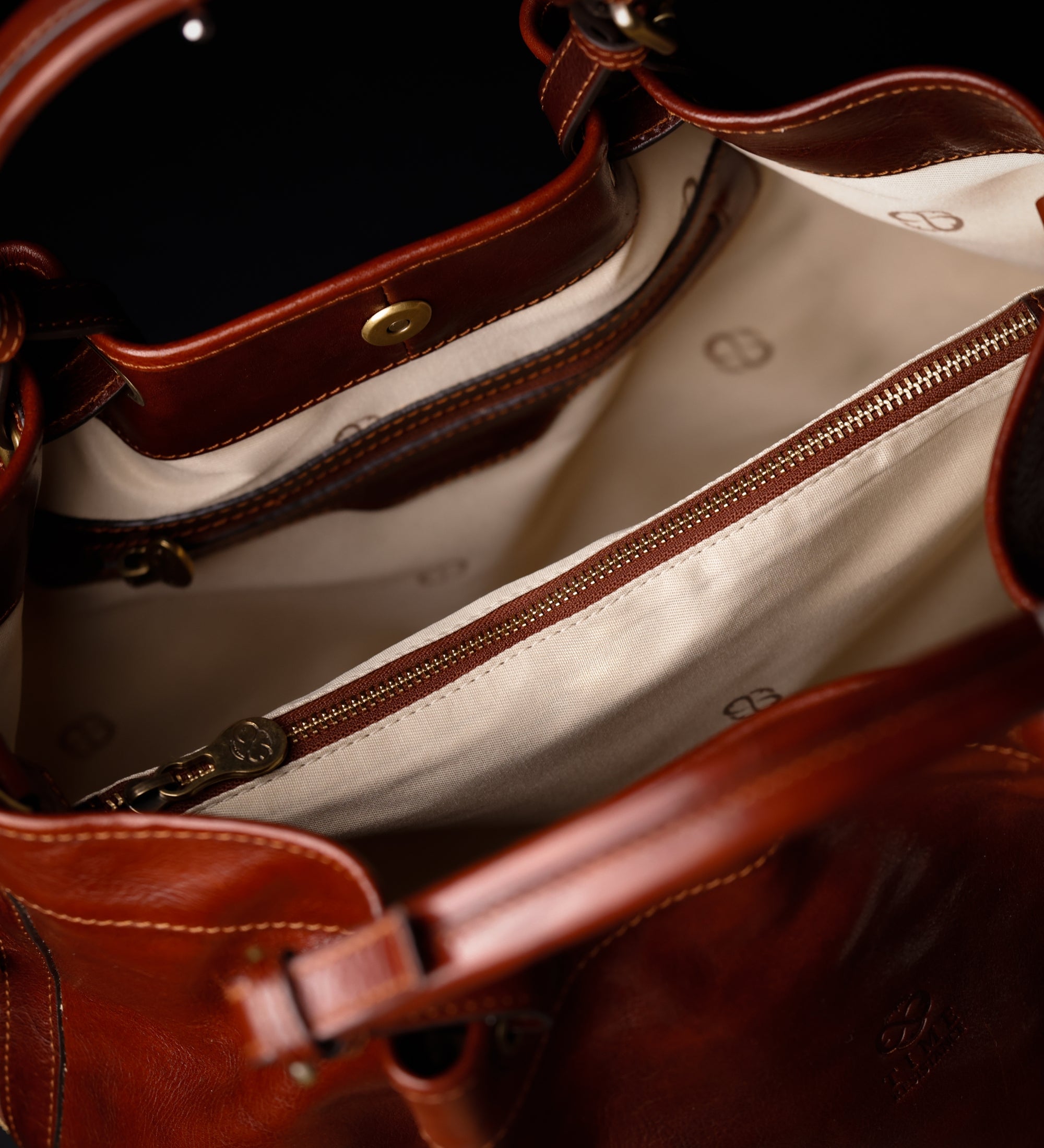 Handtasche Tragetasche aus Leder für Damen - The Betrothed