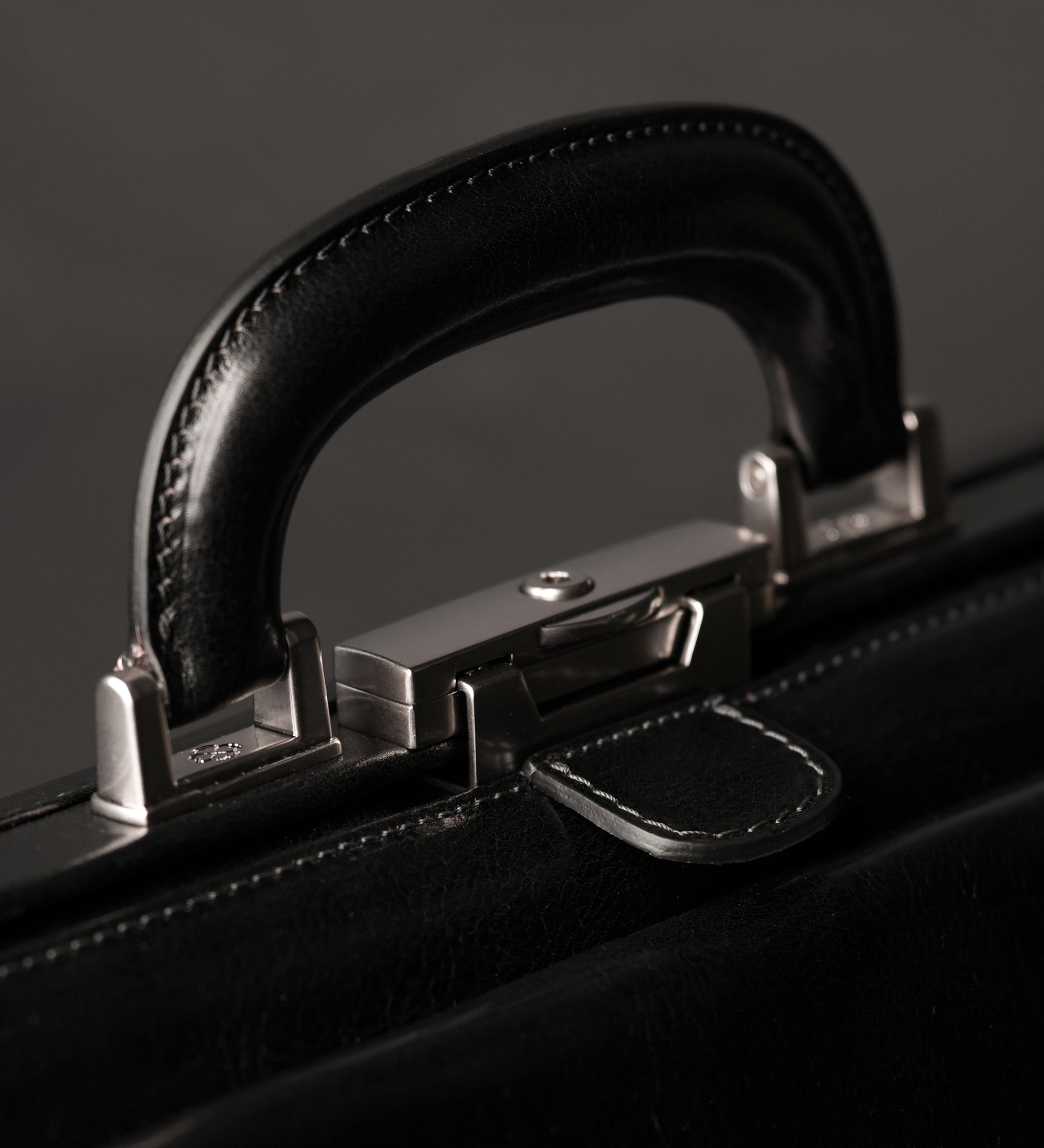 Große Arzttasche aus Italienischem Leder für Damen - The Master and Margarita