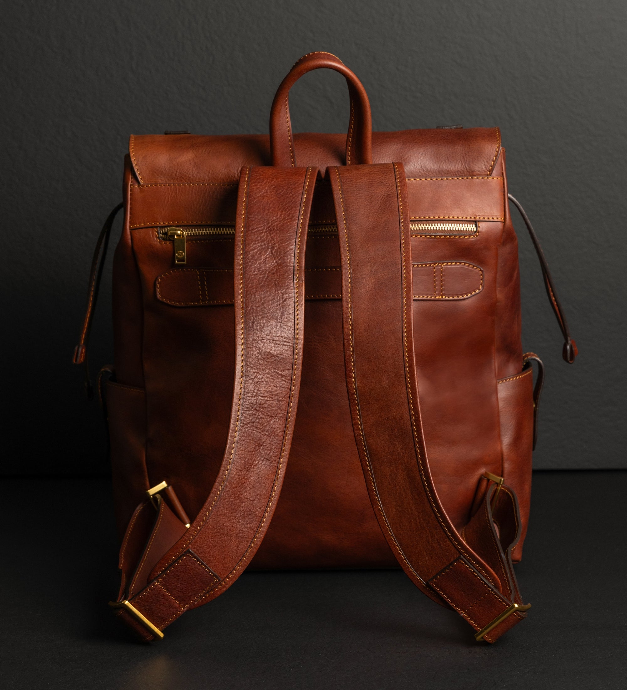 Rucksack aus Leder - The Good Earth