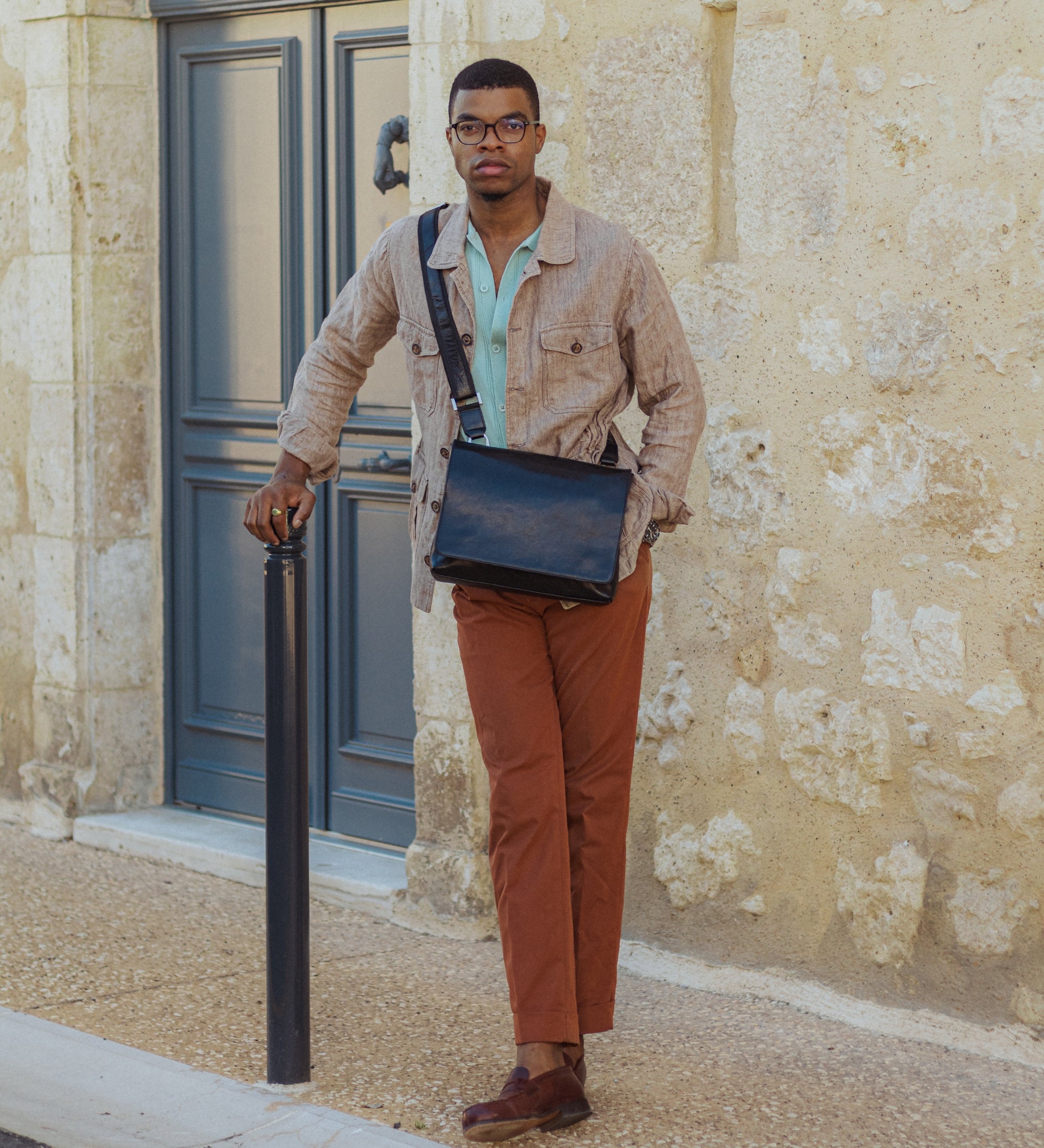 Kuriertasche aus Leder - A Room with a View