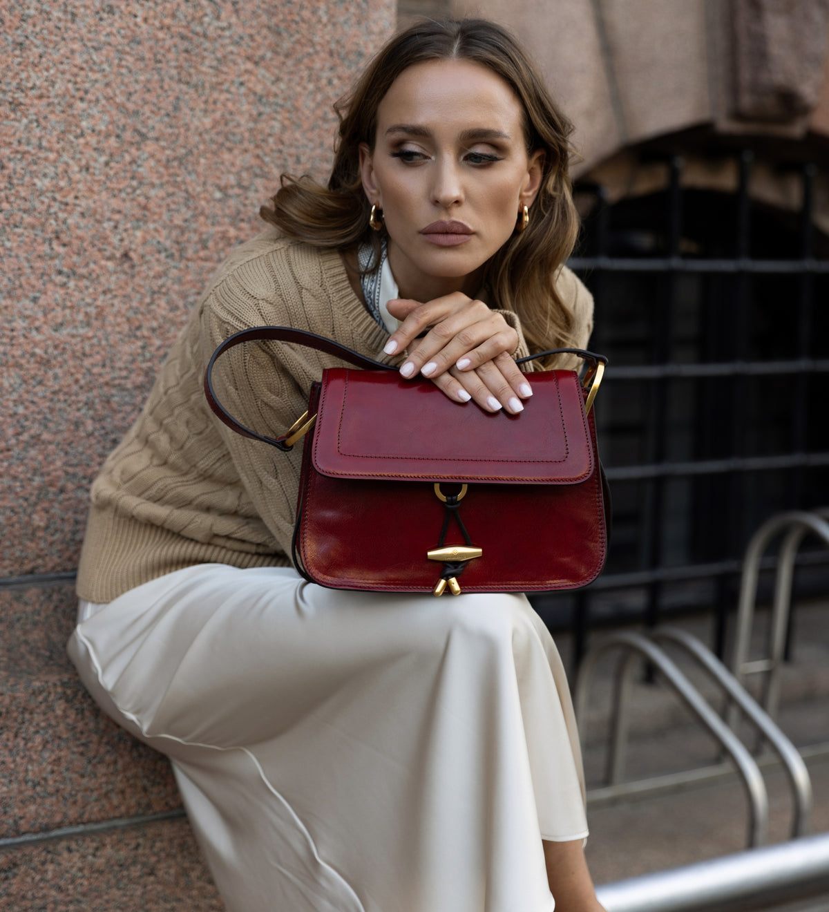 Leder-Tasche mit Klappe für Damen - Possession