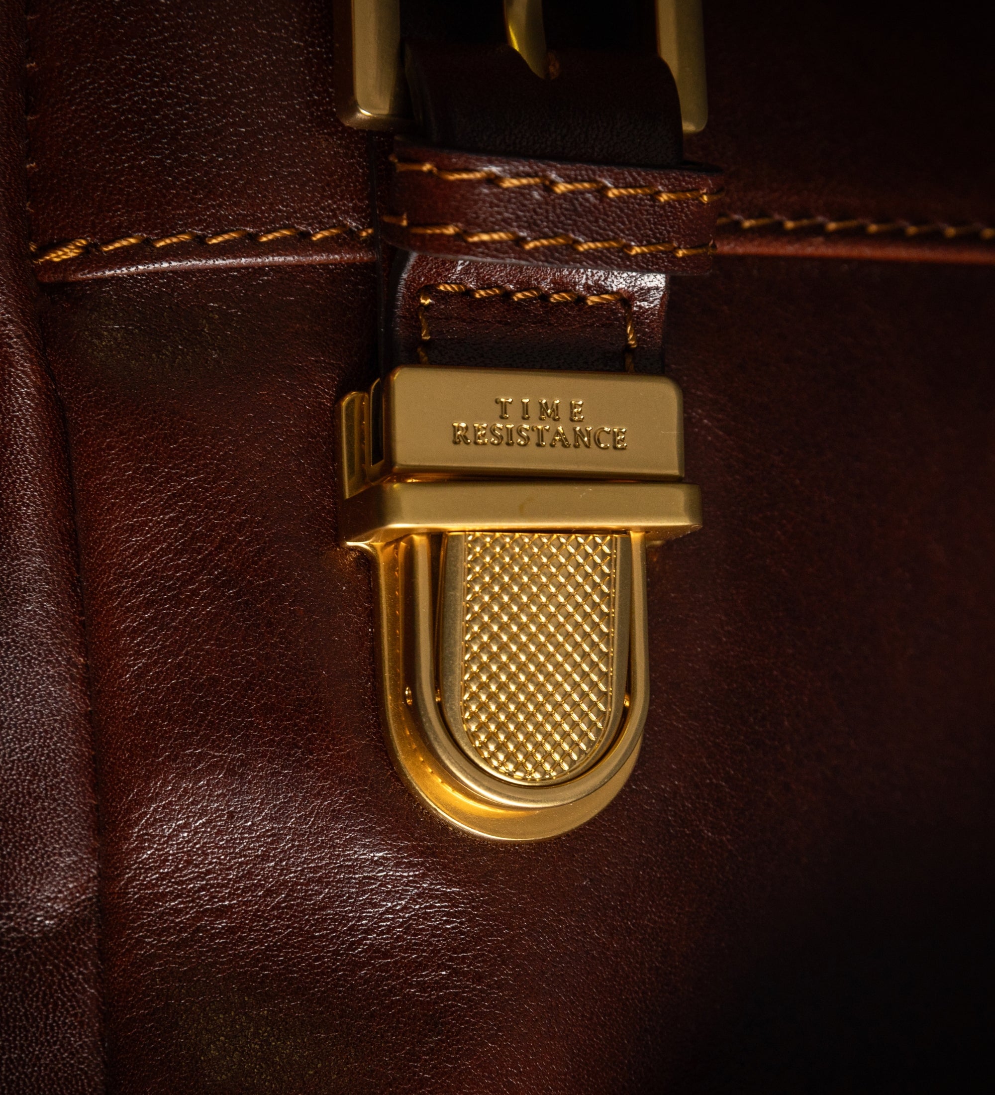 Rucksack aus Leder - The Good Earth