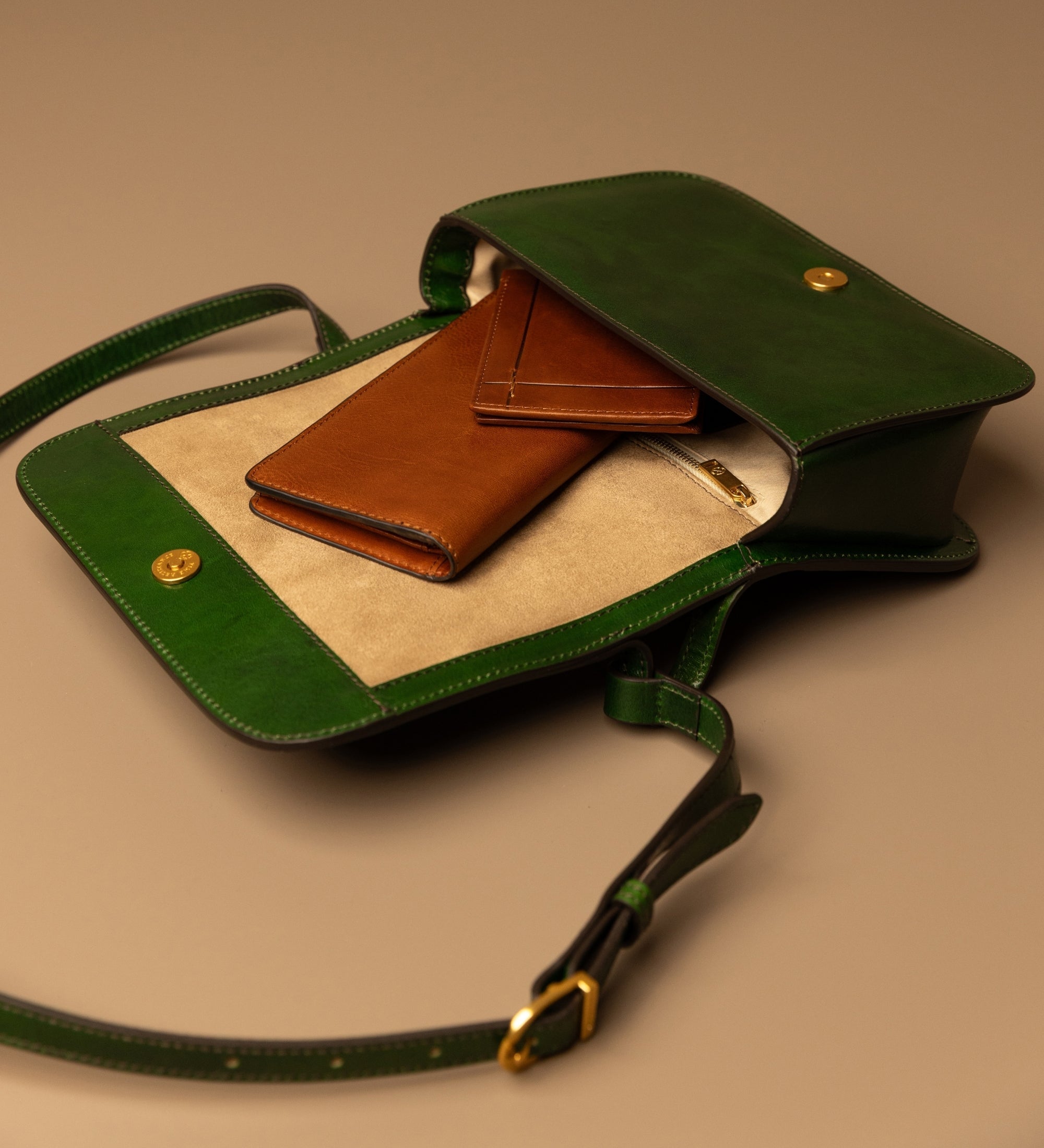 Umhängetasche aus Leder für Damen - Il Piacere