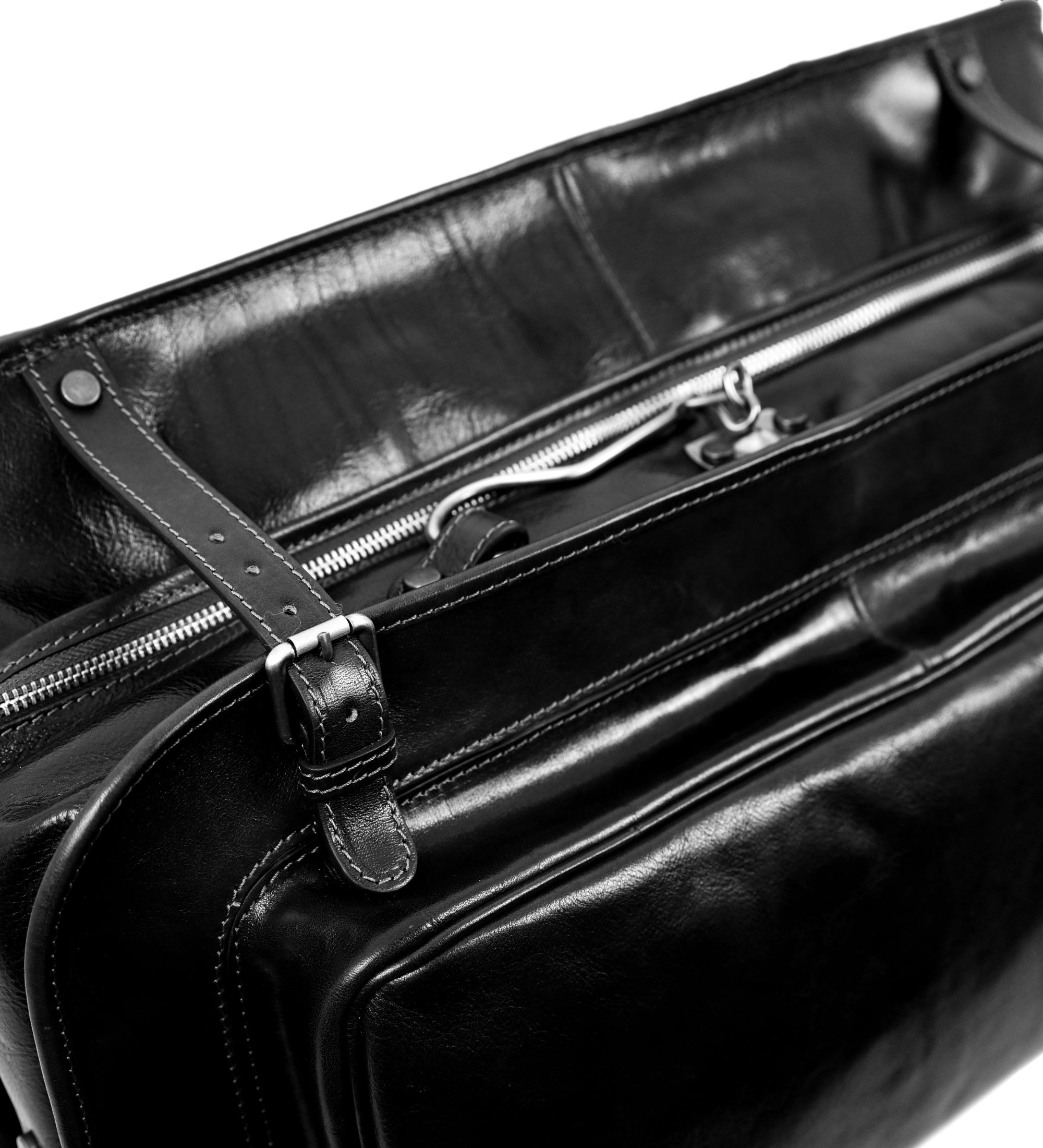 Kleidersack aus Leder - The Big Sleep