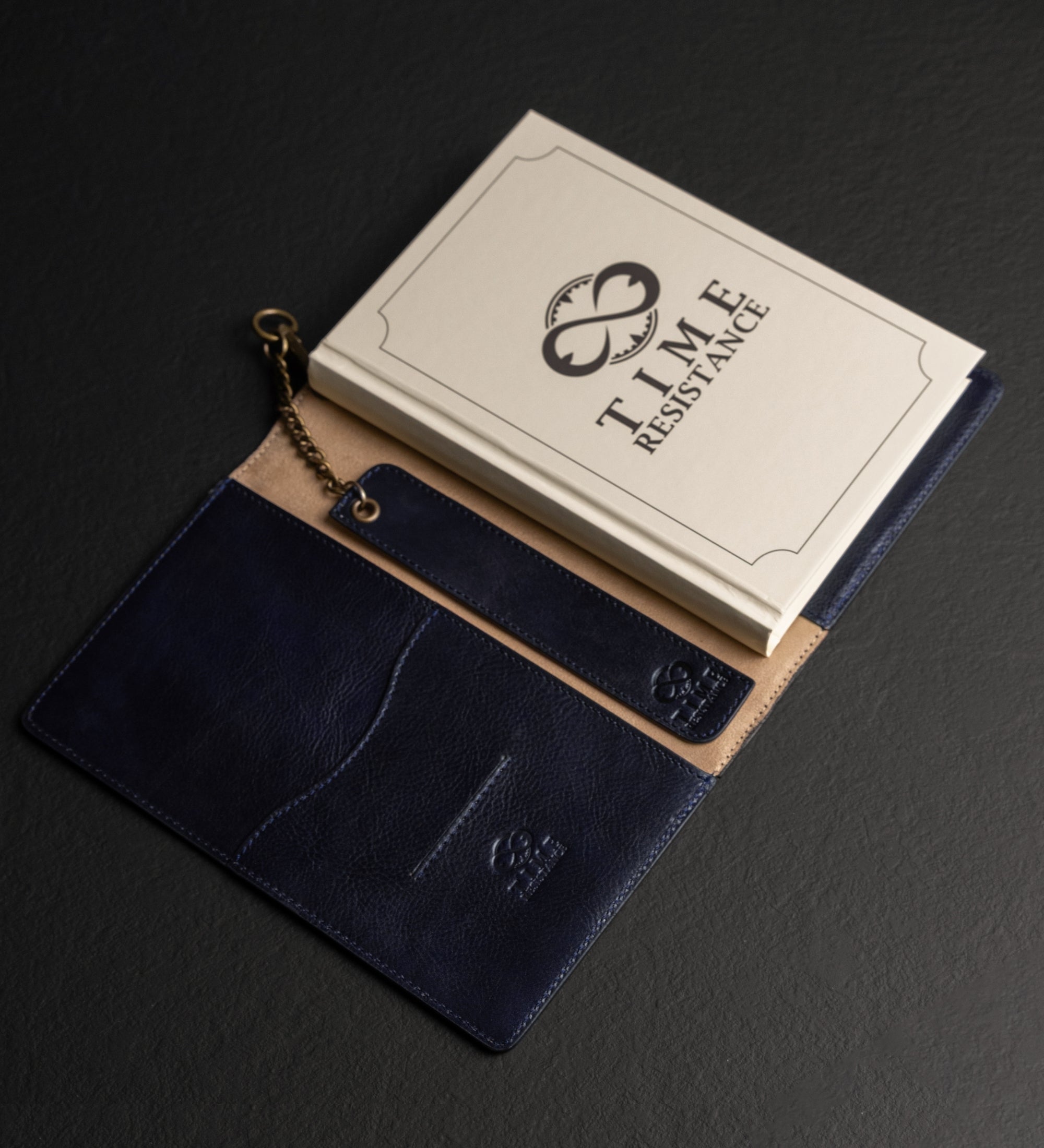 Tagebuch aus Leder für Damen mit nachfüllbarem A5-Notizblock - The Diary of a Nobody