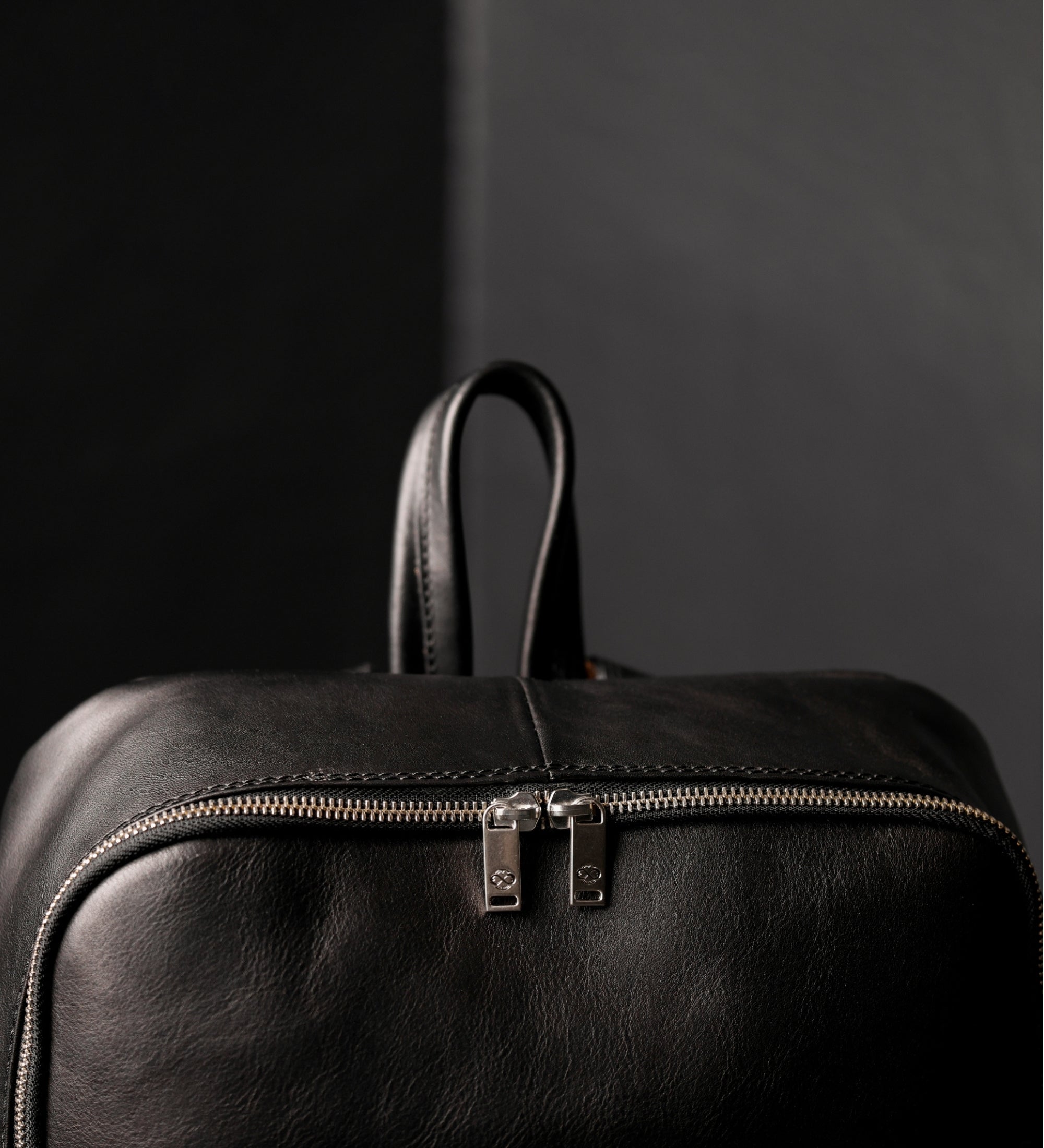 Damen Rucksack Reisetasche aus Leder - The Divine Comedy