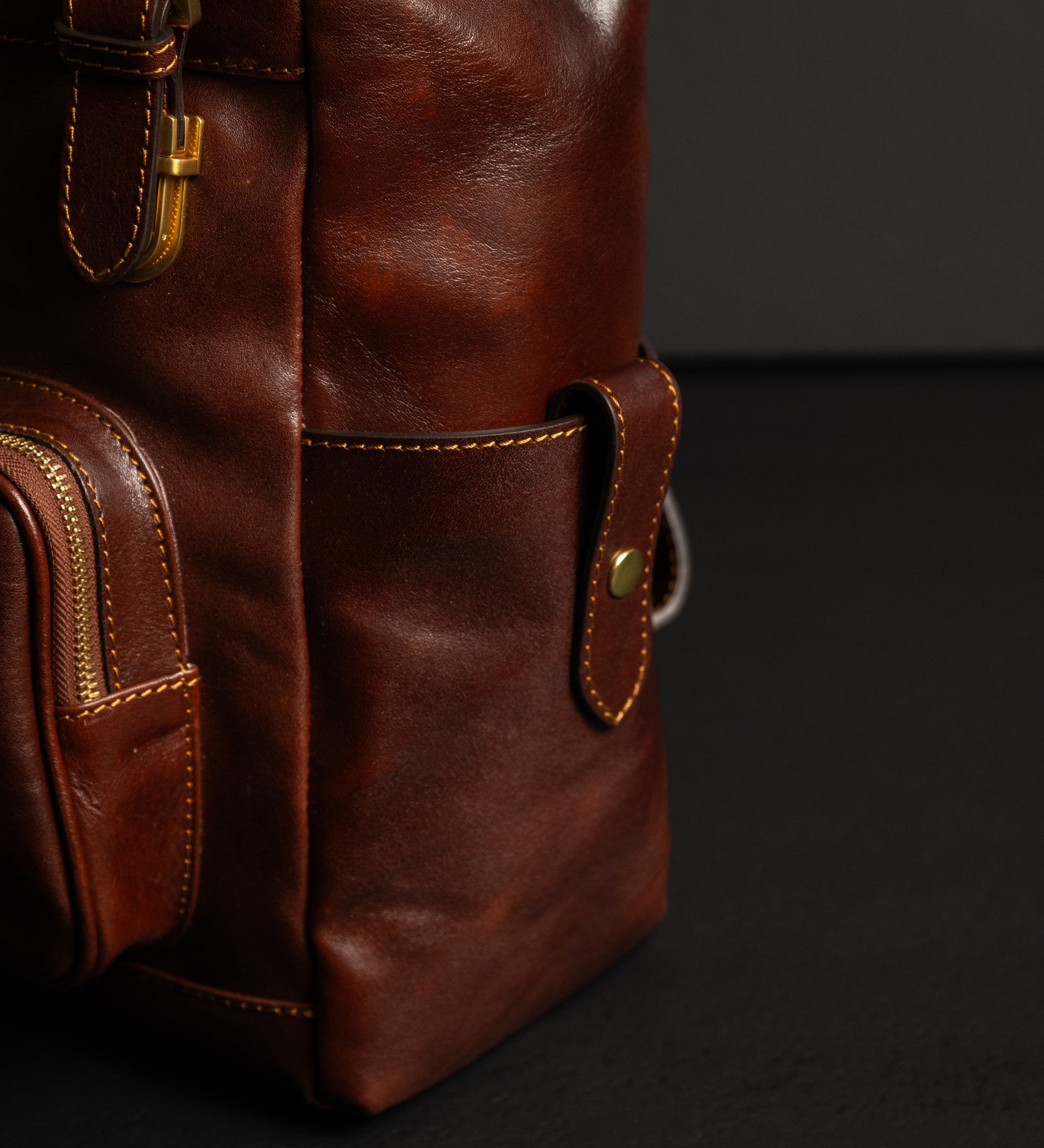 Rucksack aus Leder - The Good Earth