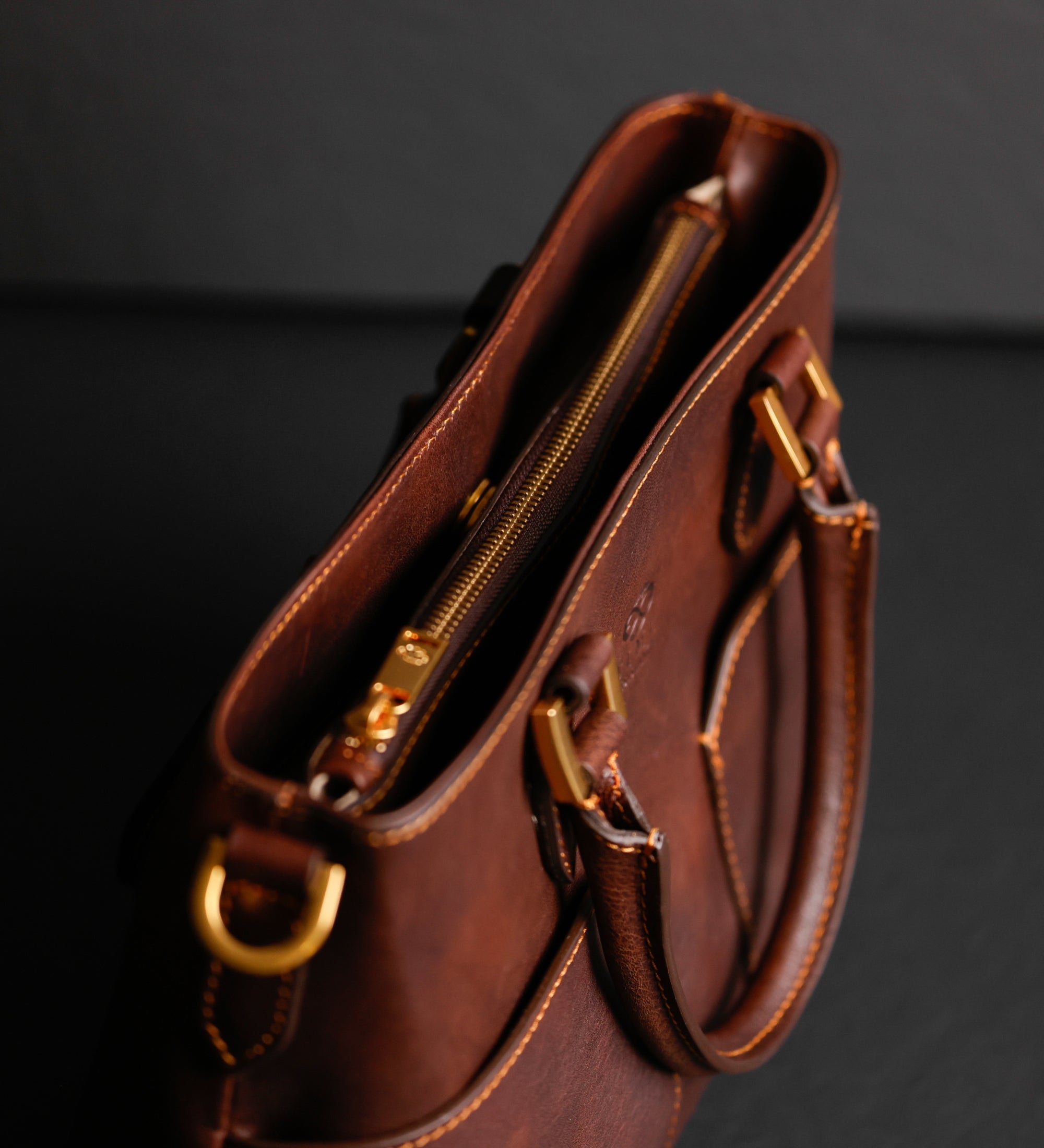 Damen Handtasche Schultertasche aus Leder - Camilla