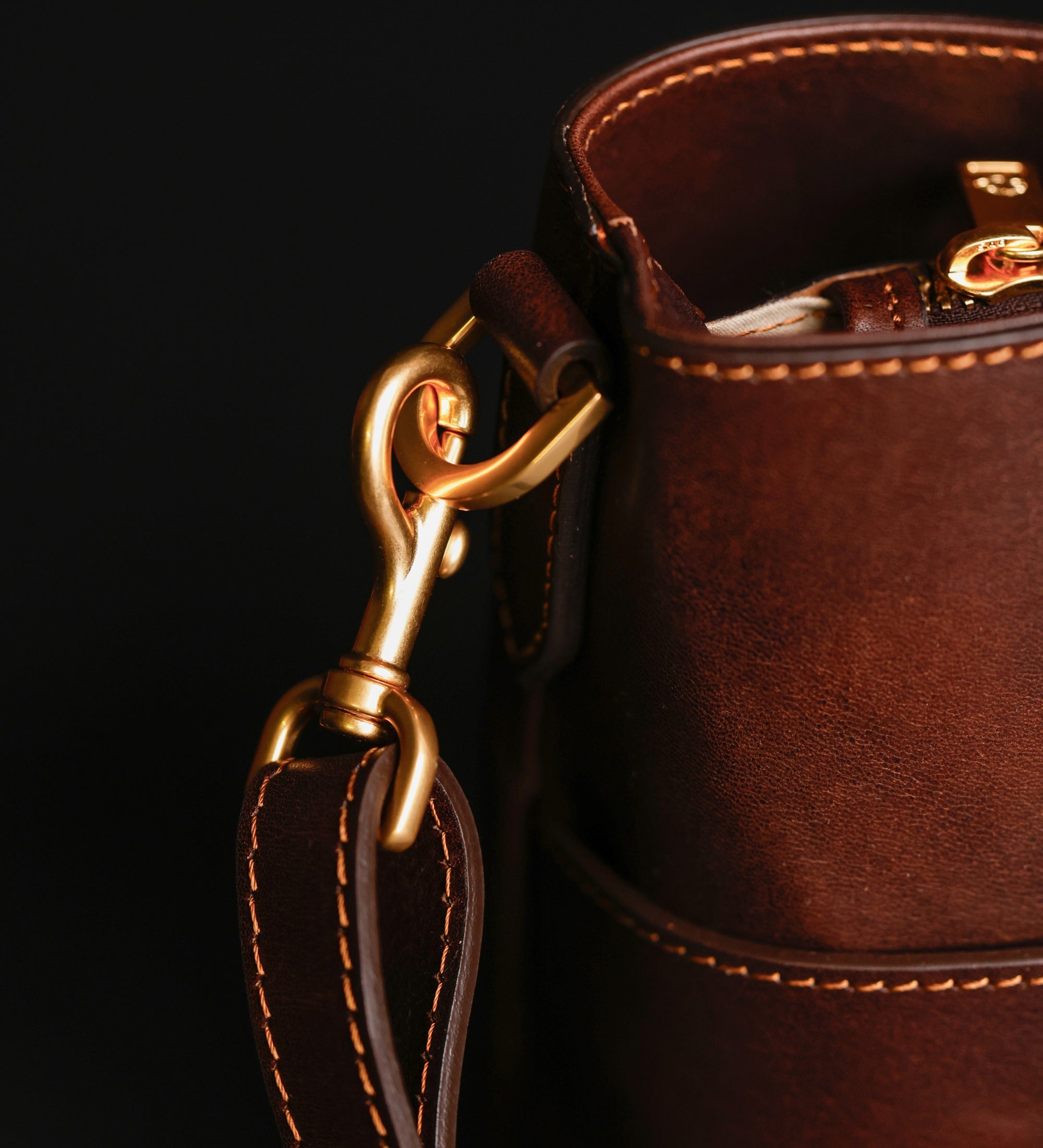 Damen Handtasche Schultertasche aus Leder - Camilla