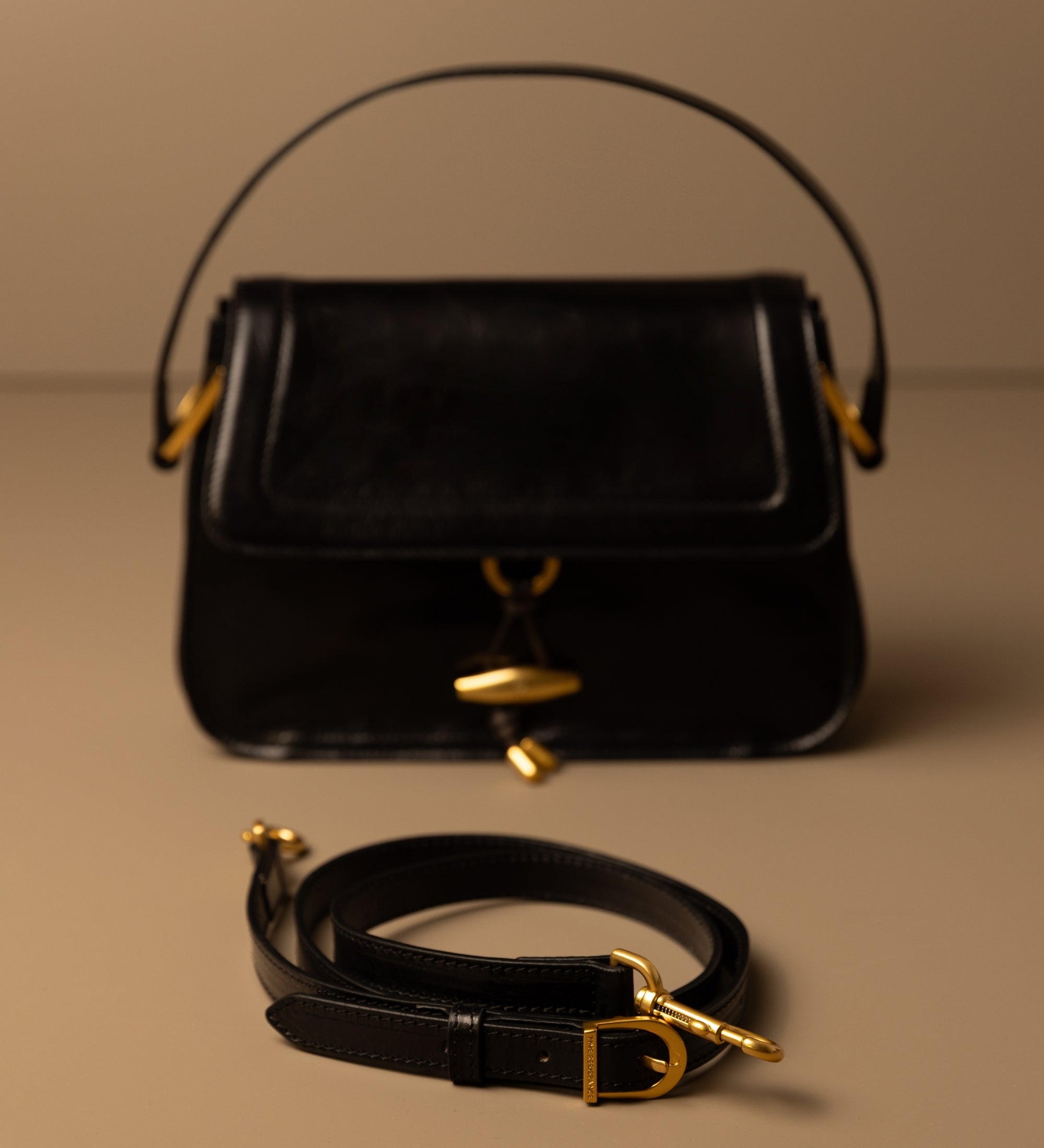 Leder-Tasche mit Klappe für Damen - Possession