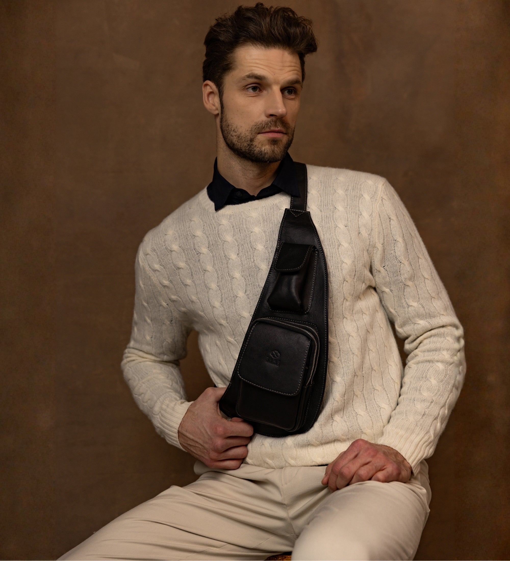 Umhängetasche aus Leder - The Monk