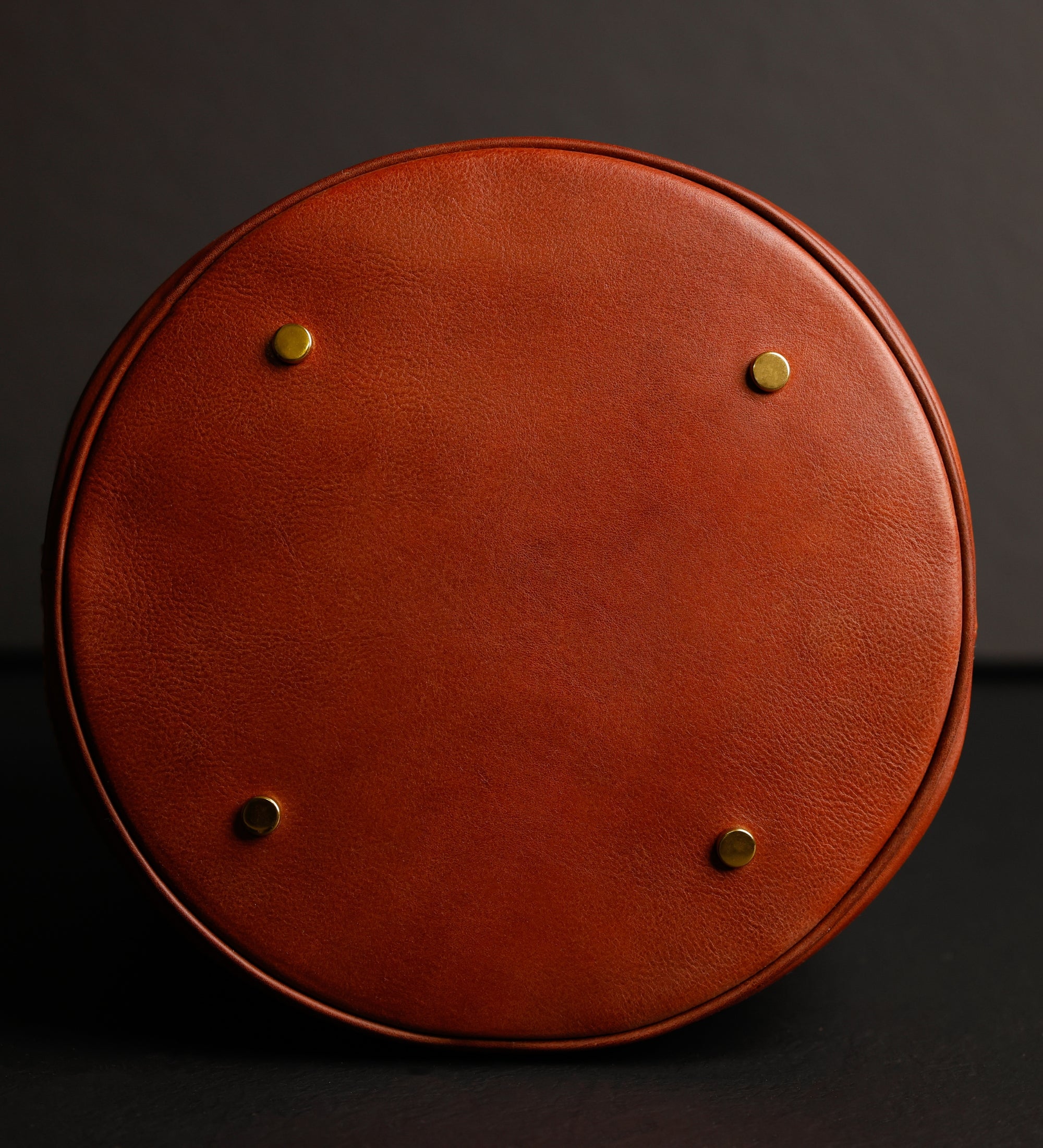 Beuteltasche aus Leder für Damen - Light In August