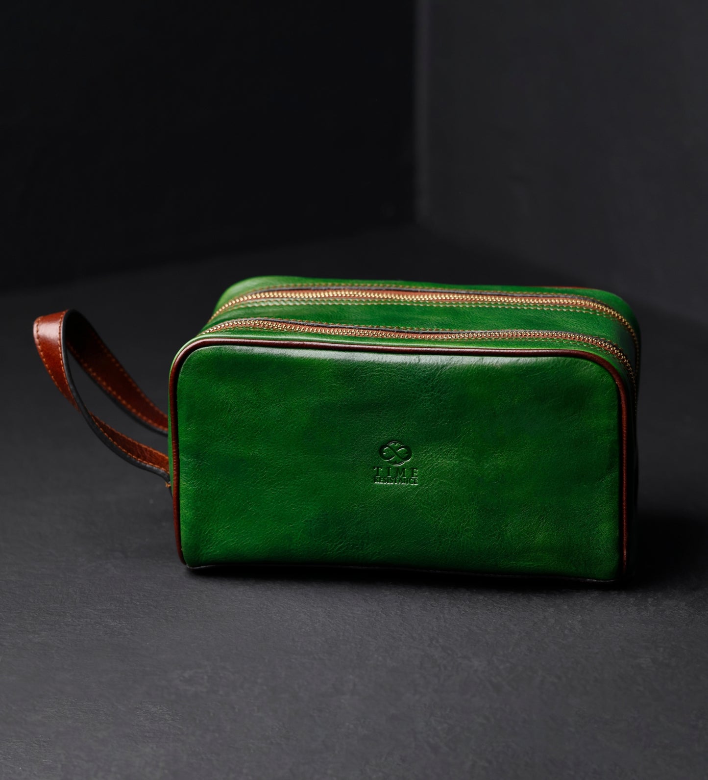 Kosmetiktasche aus Leder für Damen, Kulturbeutel - All the Kings Men