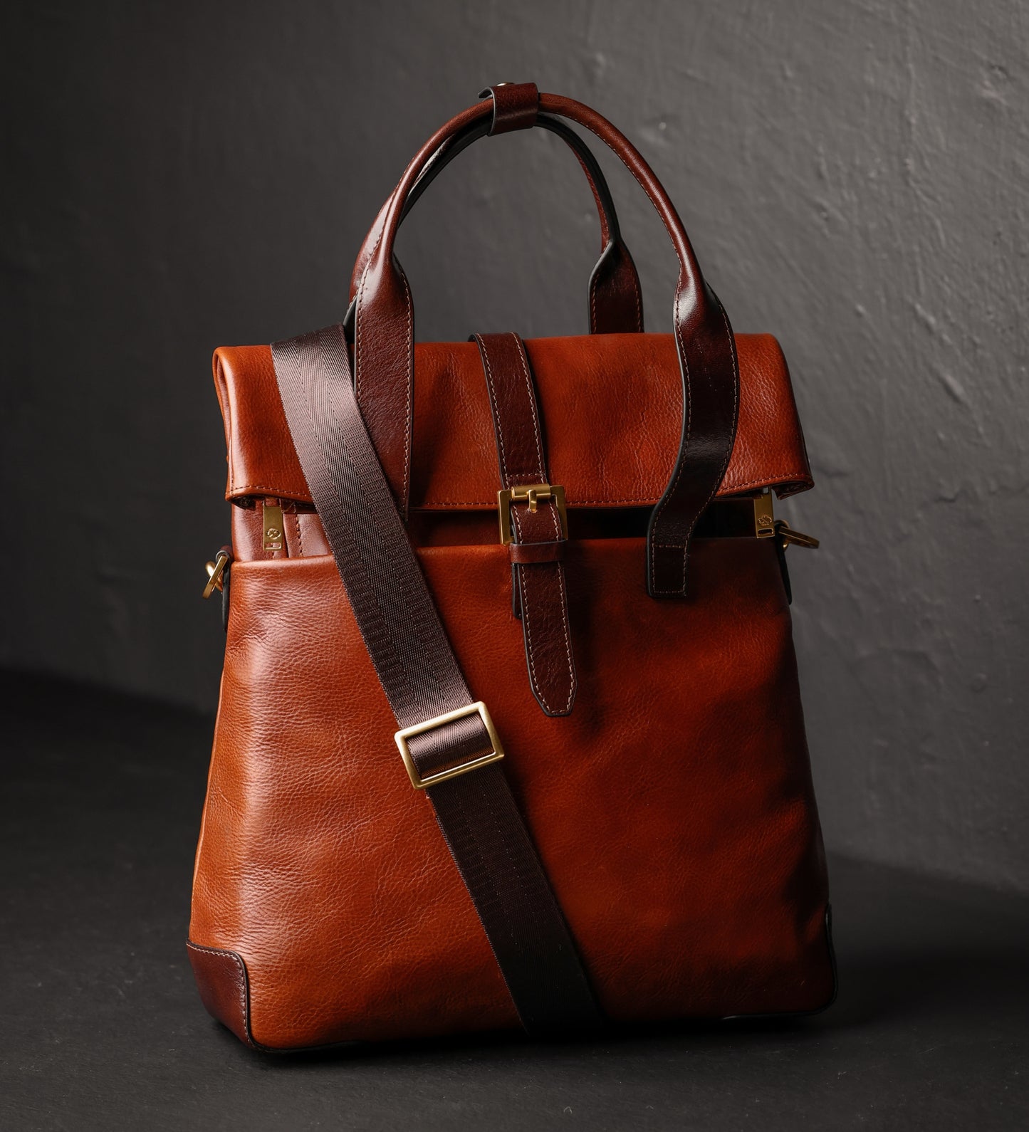Multifunktionale Rucksack Schultertasche aus Leder für Damen – The Awakening