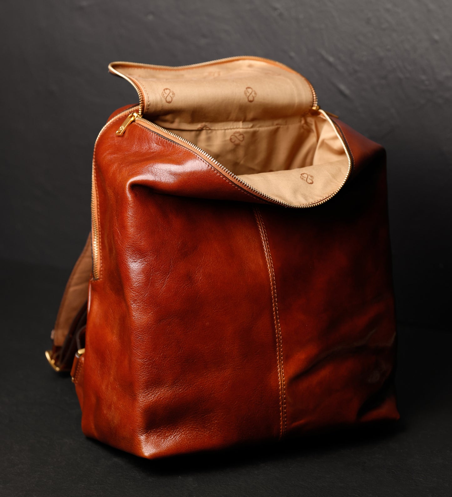 Rucksack aus Leder für Damen - A Bend in the River