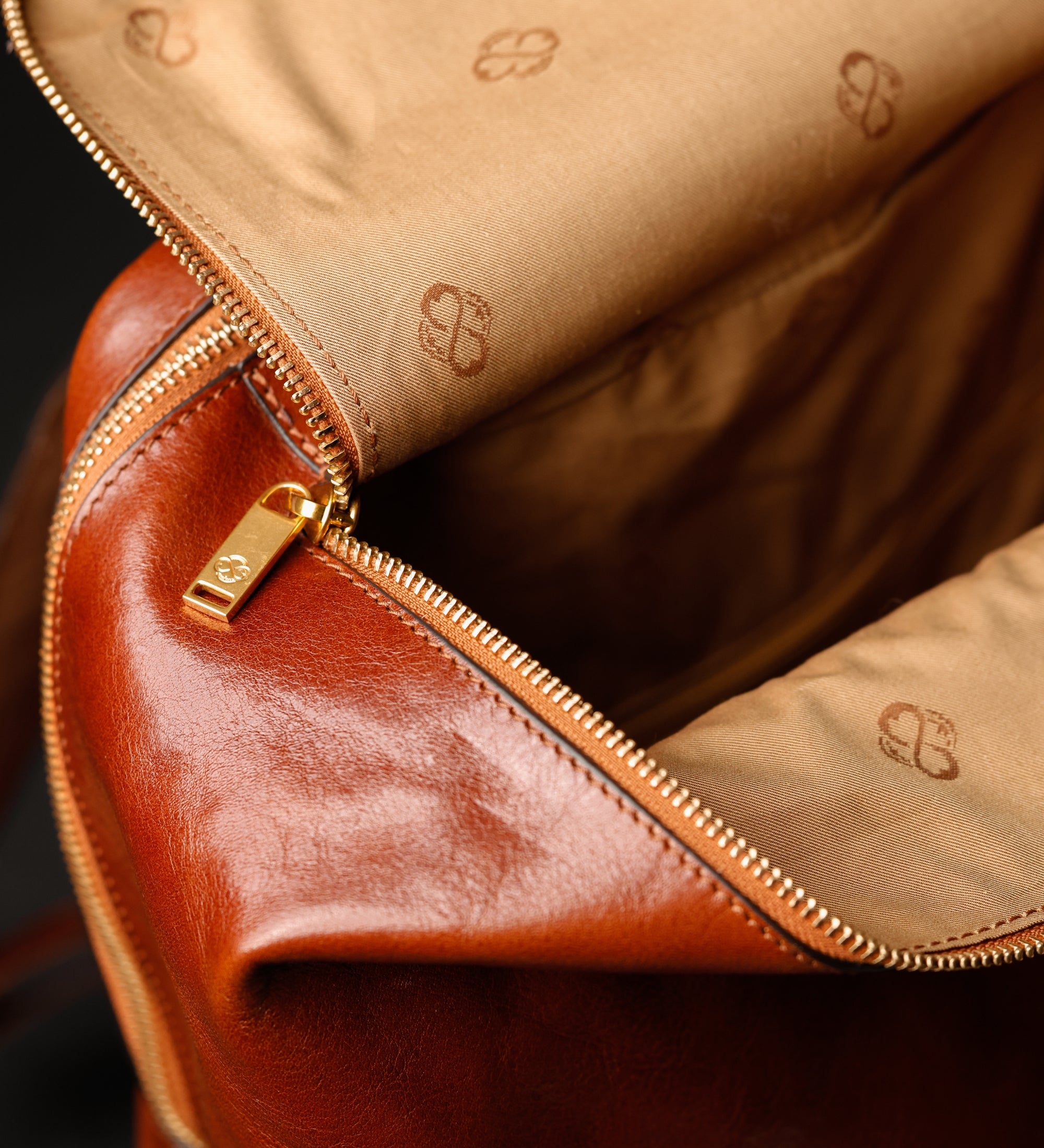 Rucksack aus Leder - A Bend in the River