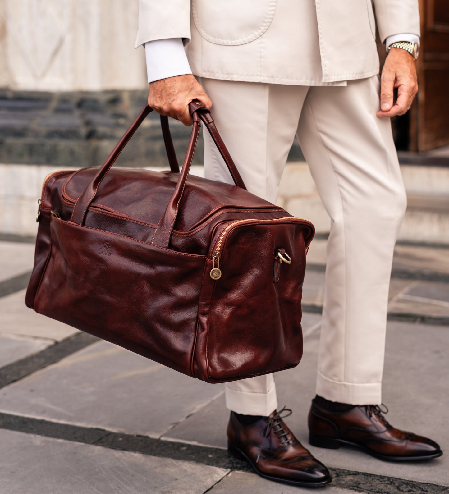 Große Reisetasche aus Italienischem Leder - The Hitchhikers Guide to the Galaxy