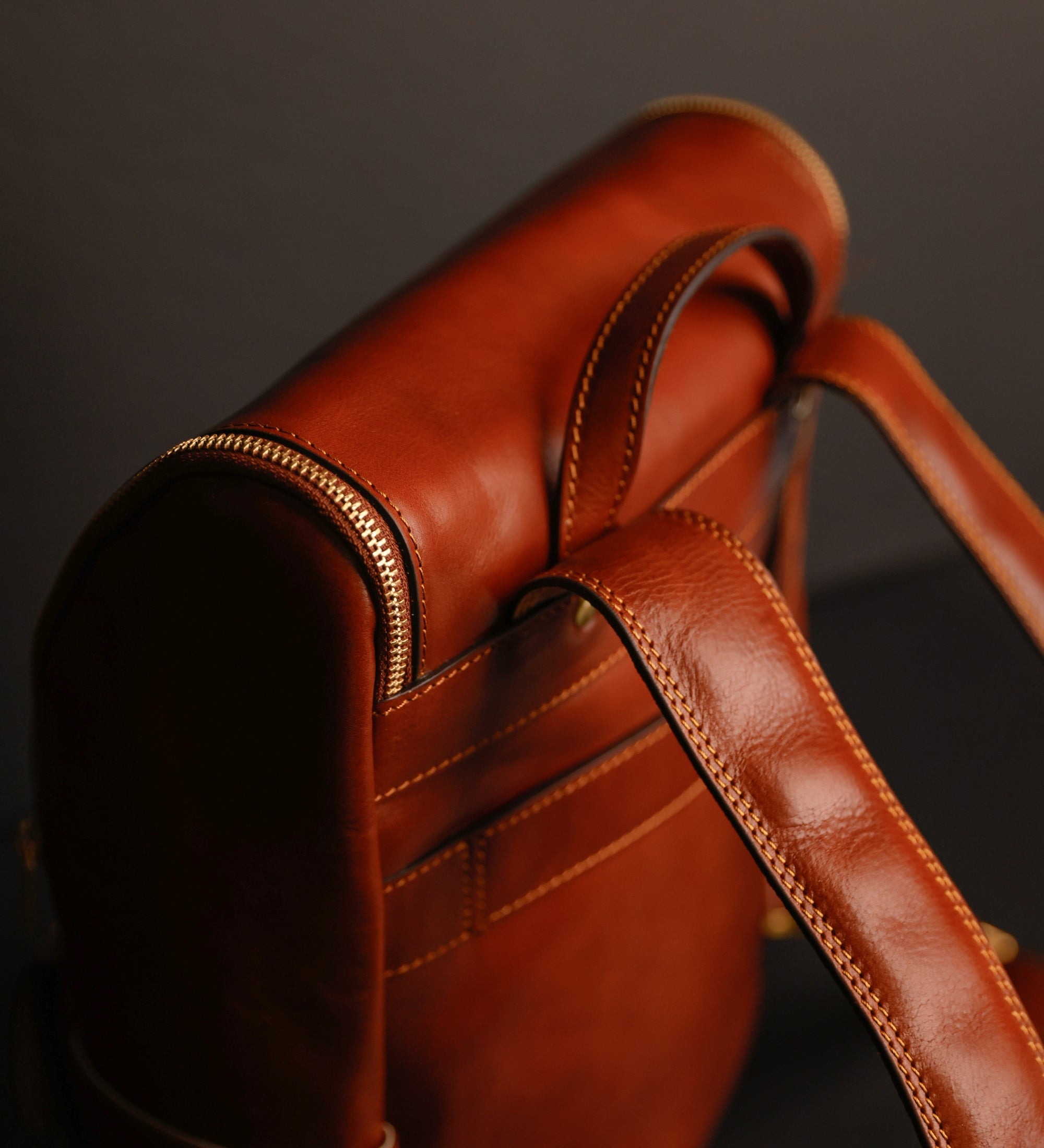 Großer Rucksack aus Leder für Damen - The Odyssey