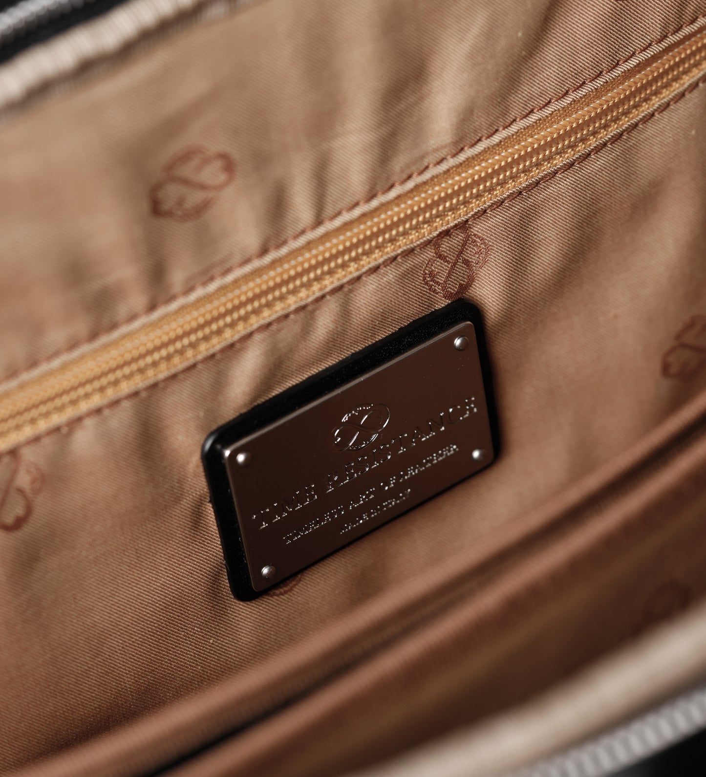 Aktentasche aus Leder für Damen, Laptoptasche - Brave New World