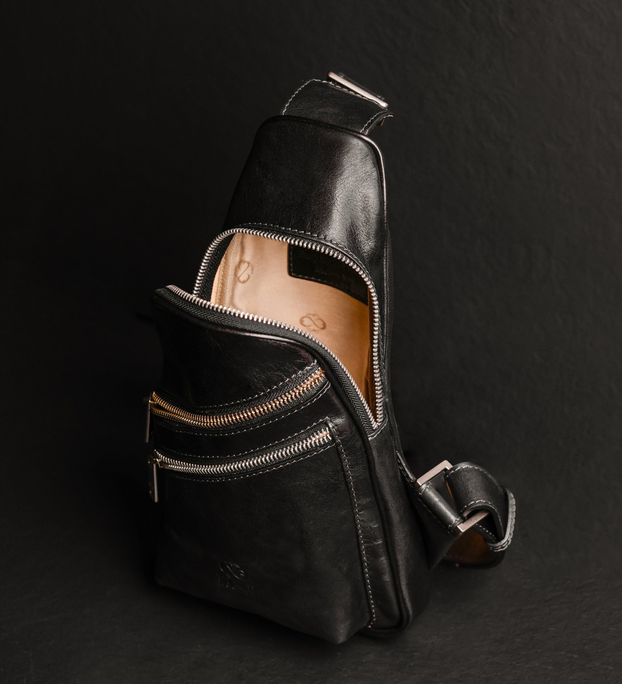 Schultertasche aus Leder - Catch-22