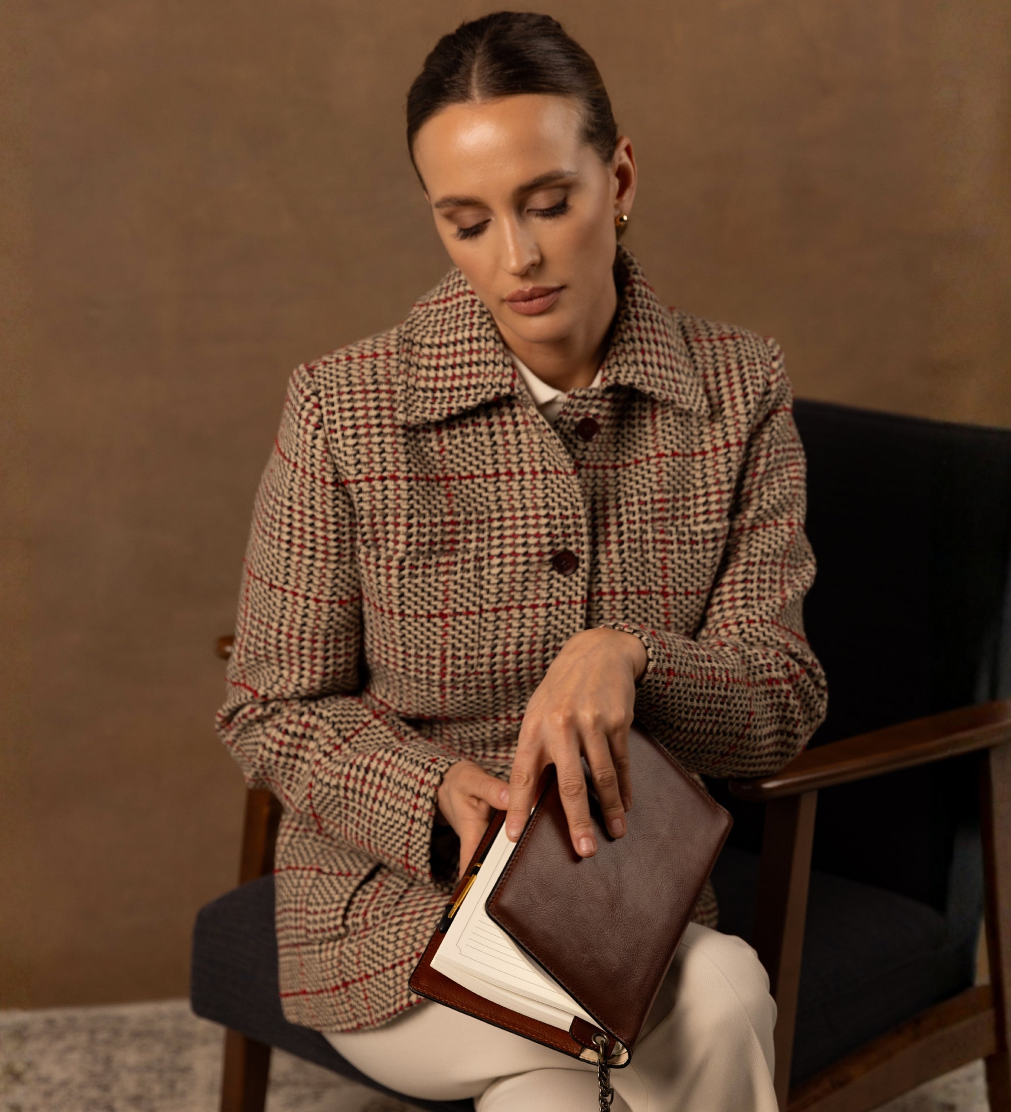 Tagebuch aus Leder für Damen mit nachfüllbarem A5-Notizblock - The Diary of a Nobody