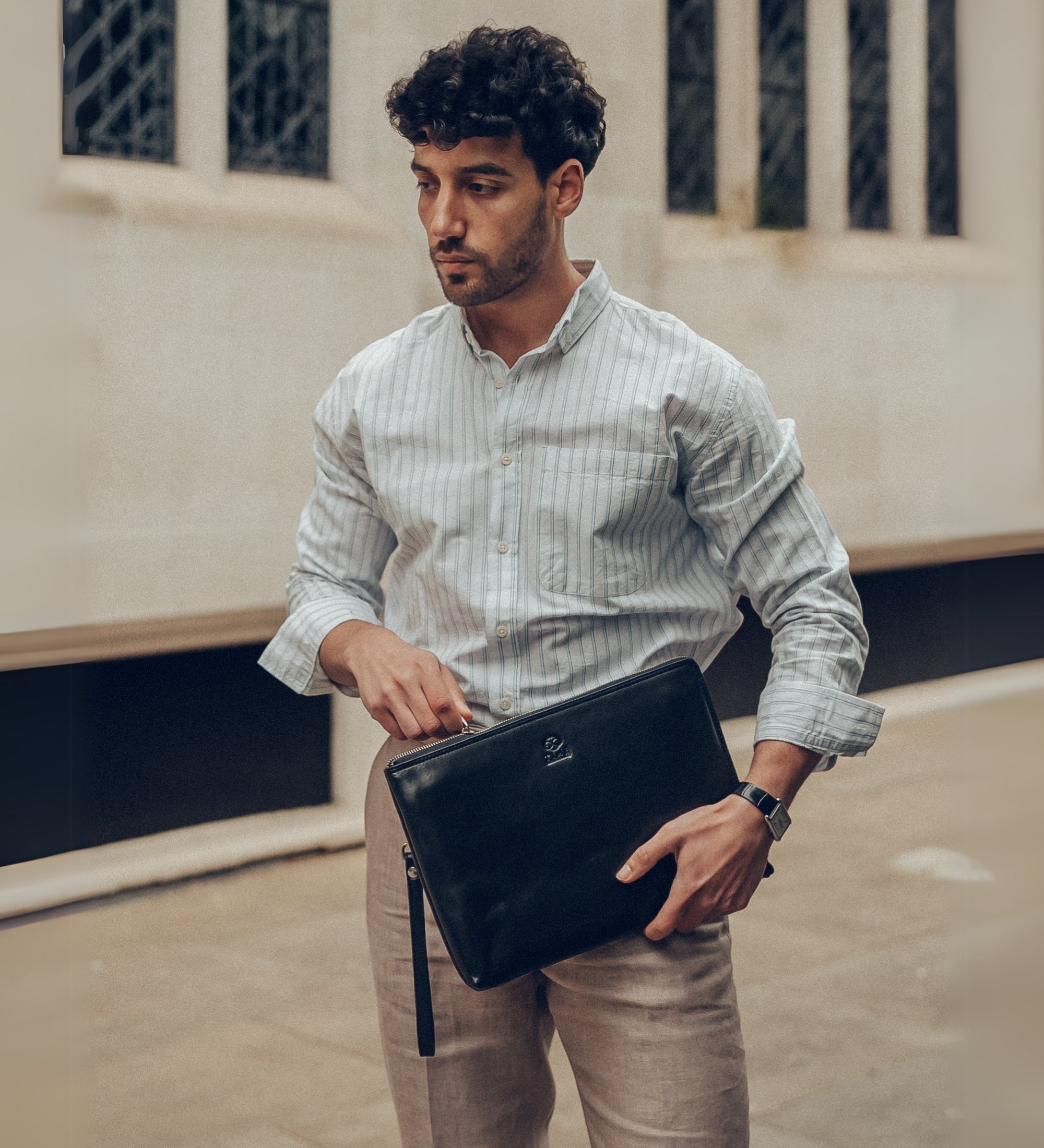 Große Clutch für Herren aus Leder - The Brothers Karamazov