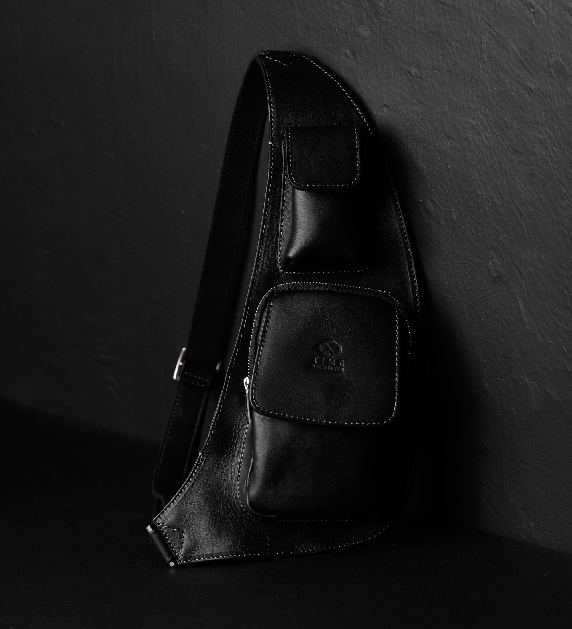 Umhängetasche aus Leder - The Monk
