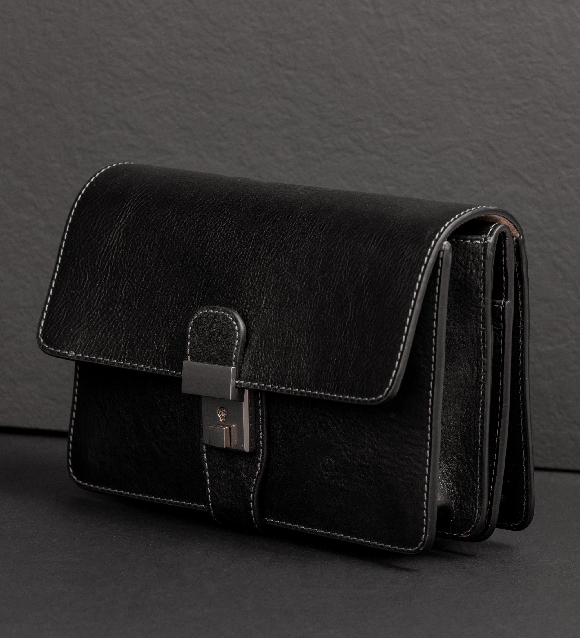 Clutch aus Leder - The Maltese Falcon