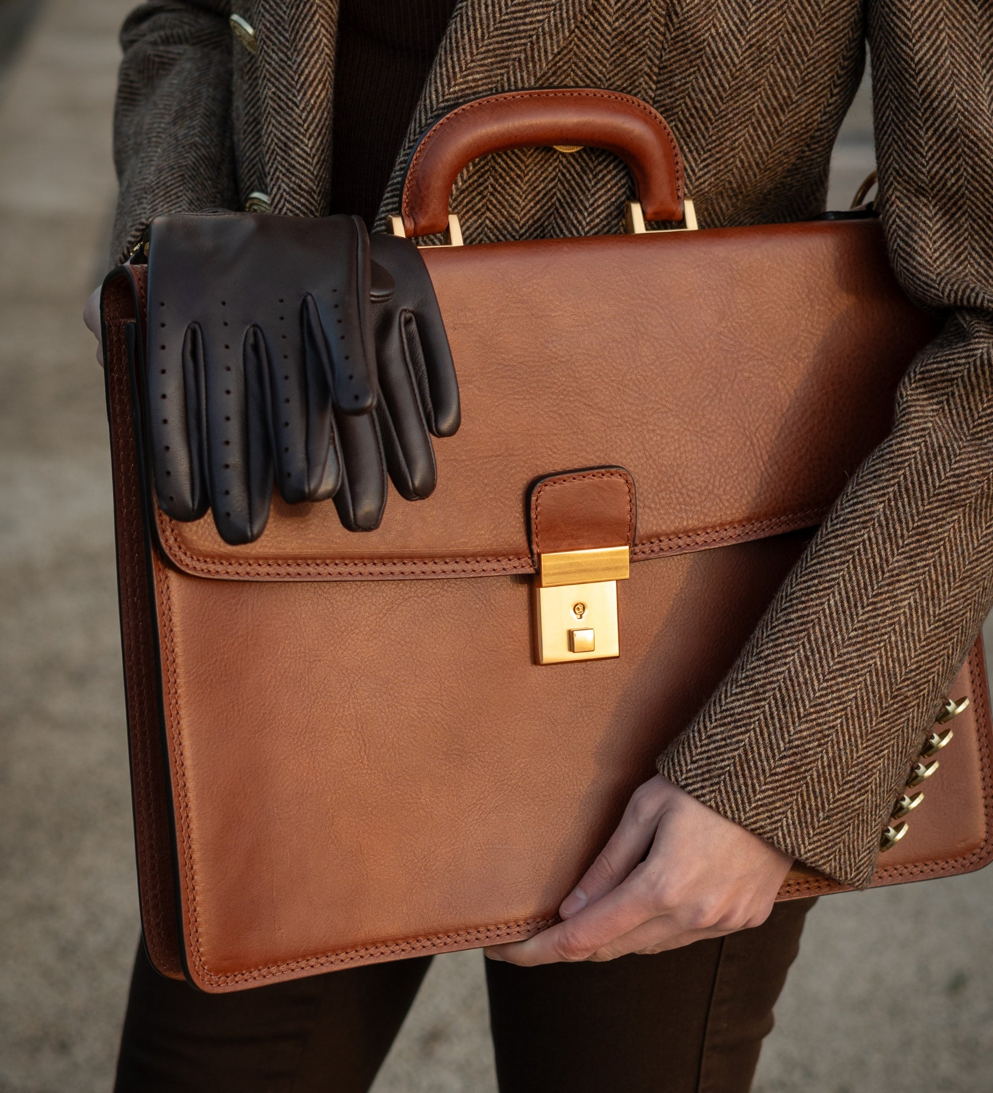 Damen Aktentasche aus Leder - The Sound of the Mountain