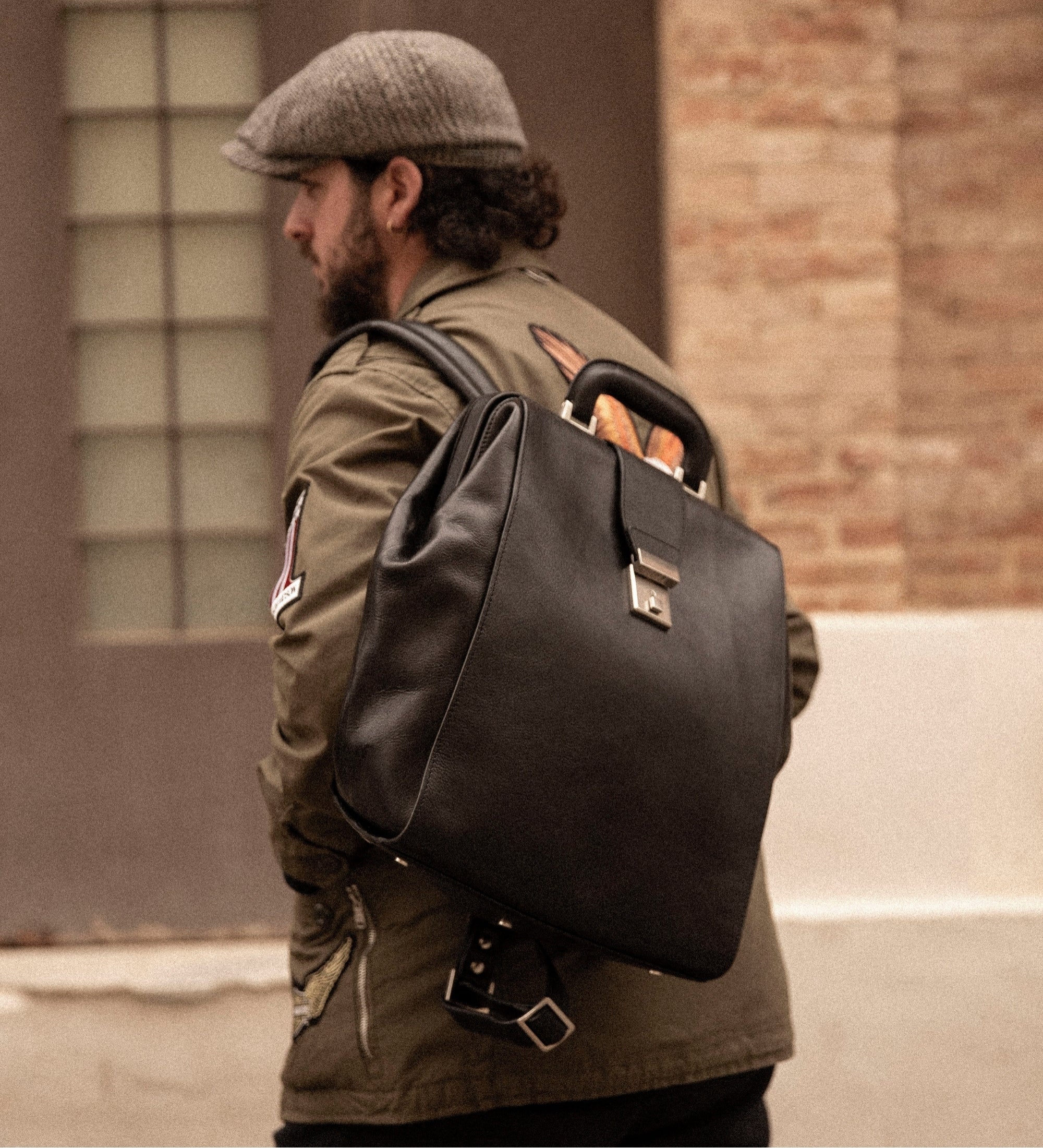 Rucksack aus Leder - A Brief Story of Time