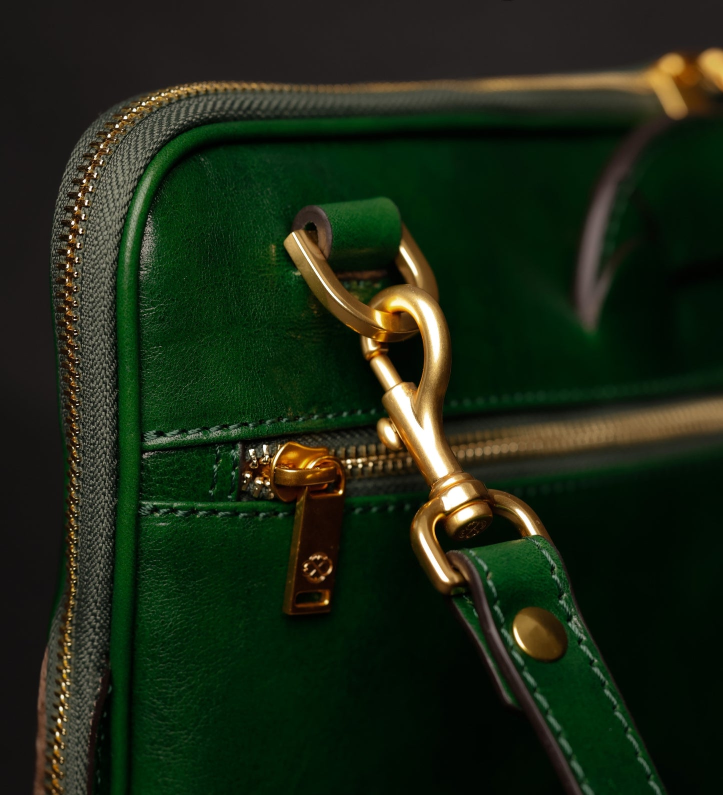 Aktentasche aus Leder für Damen, Laptoptasche - Brave New World