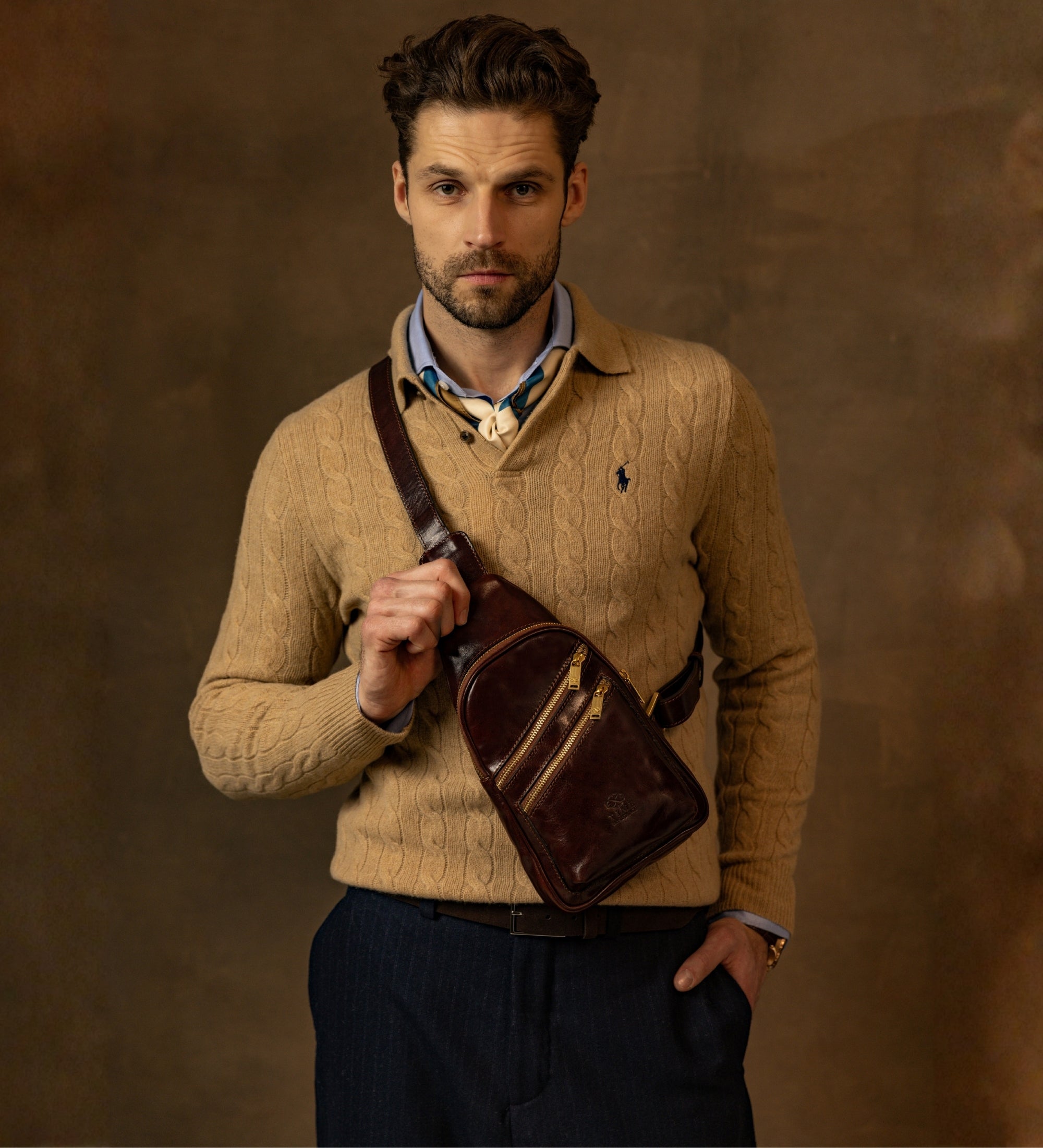 Schultertasche aus Leder - Catch-22