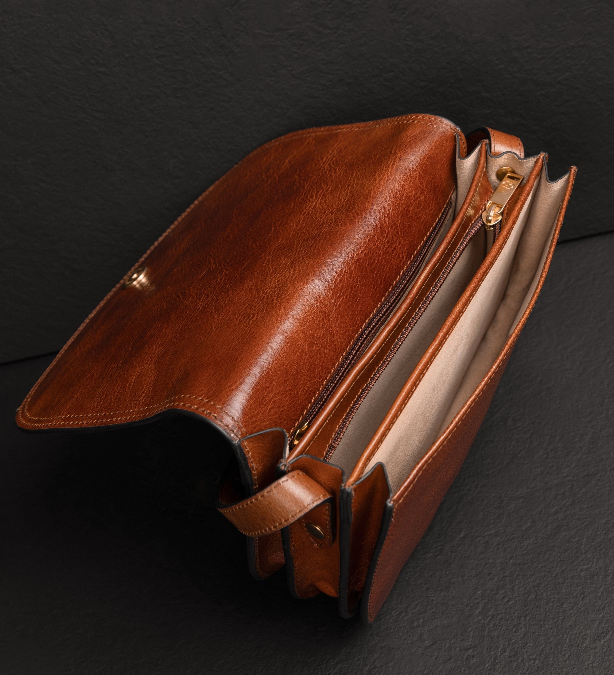 Satteltasche Umhängetasche aus Leder für Damen - Moonfleet
