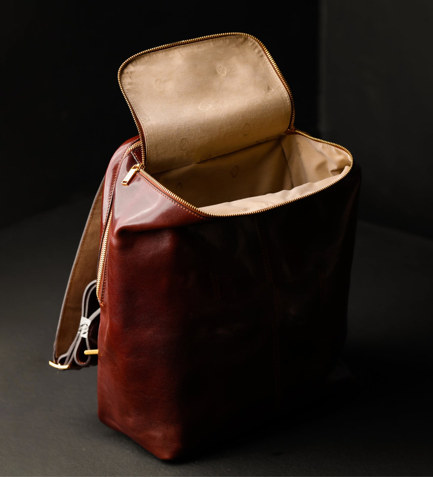 Rucksack aus Leder für Damen - A Bend in the River