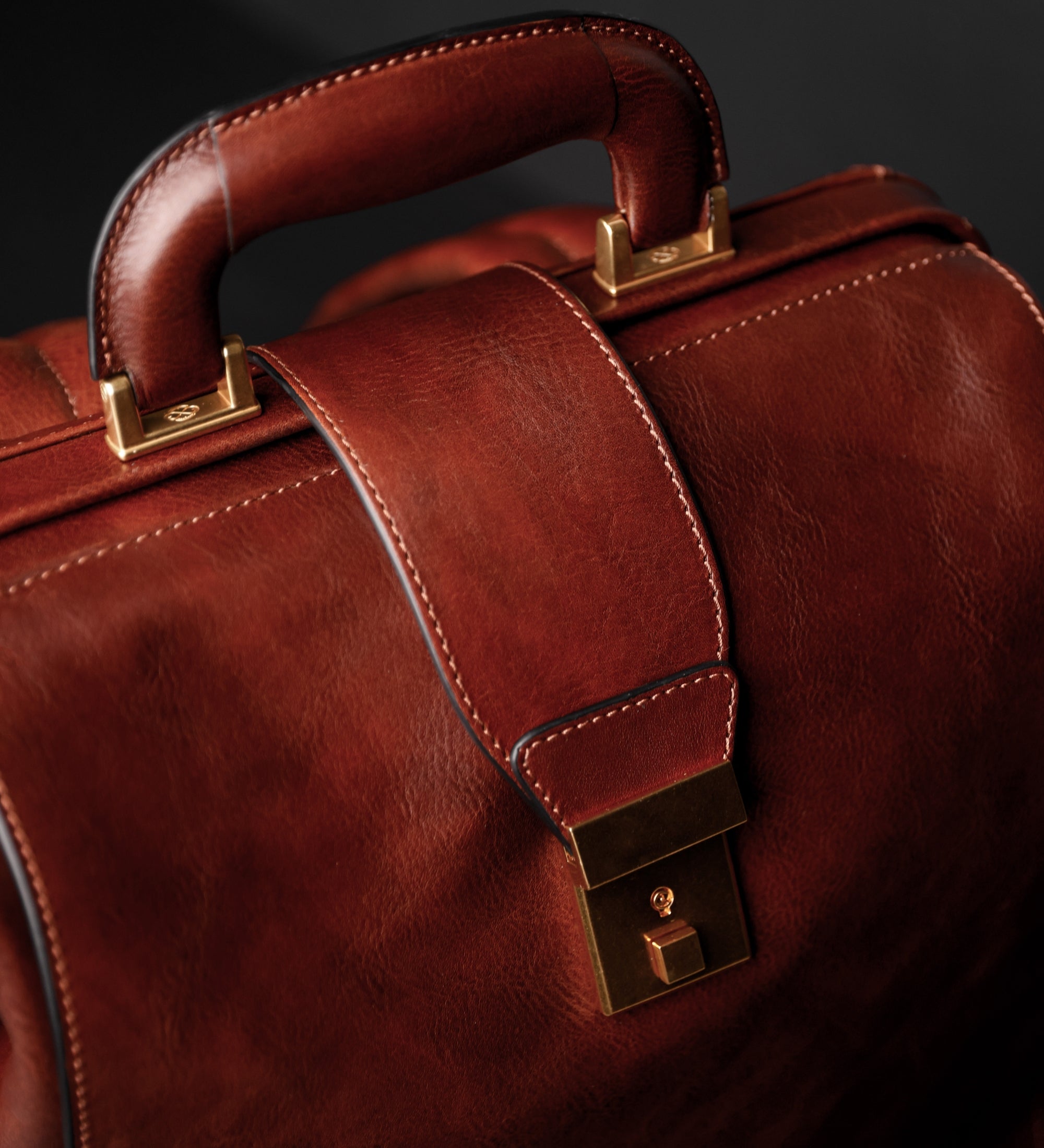 Rucksack aus Leder - A Brief Story of Time