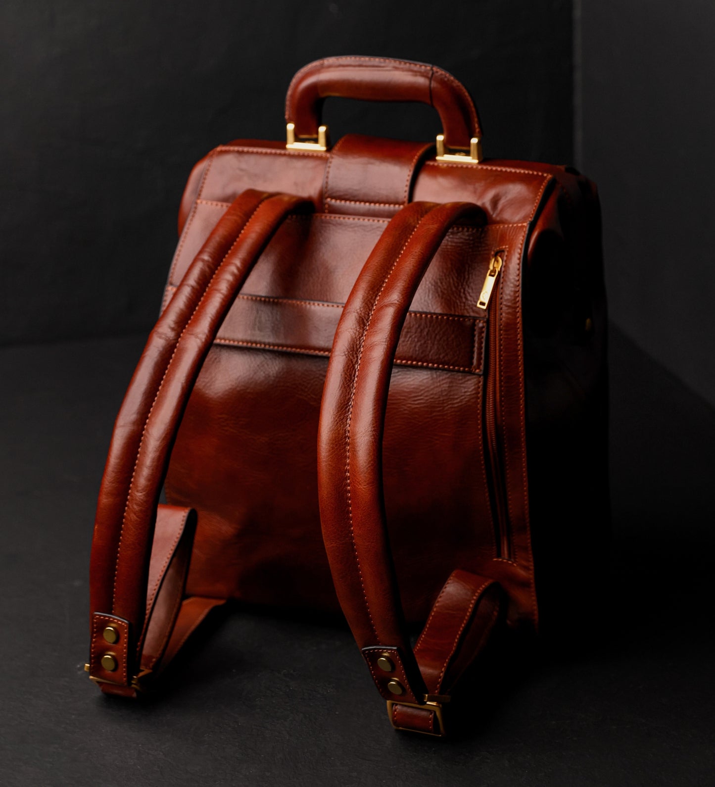 Rucksack aus Leder - A Brief Story of Time