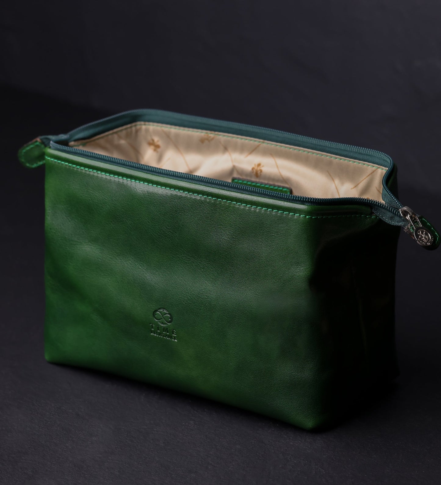 Kleine Kosmetiktasche aus Leder für Damen - Four Past Midnight