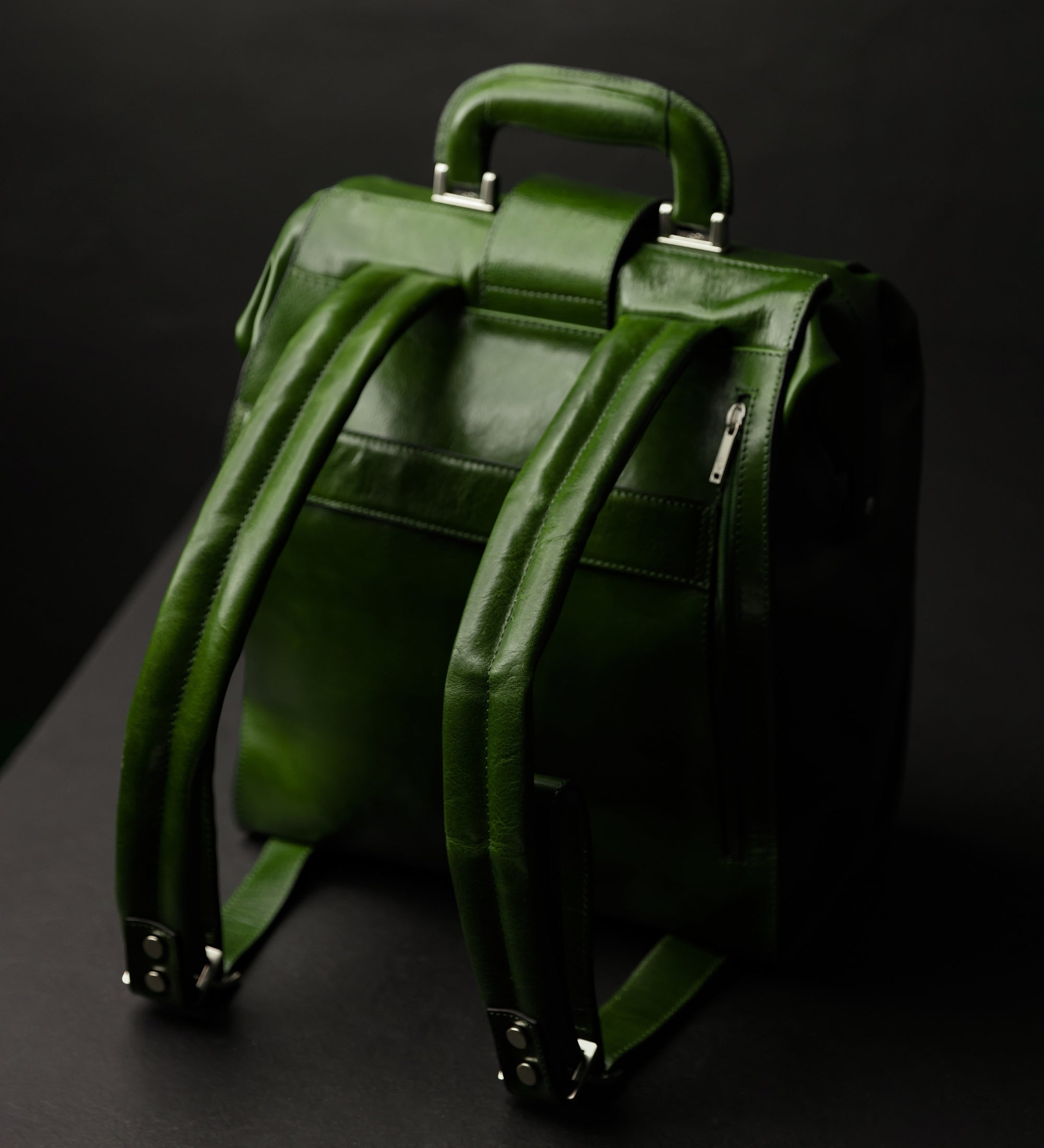 Rucksack aus Leder - A Brief Story of Time
