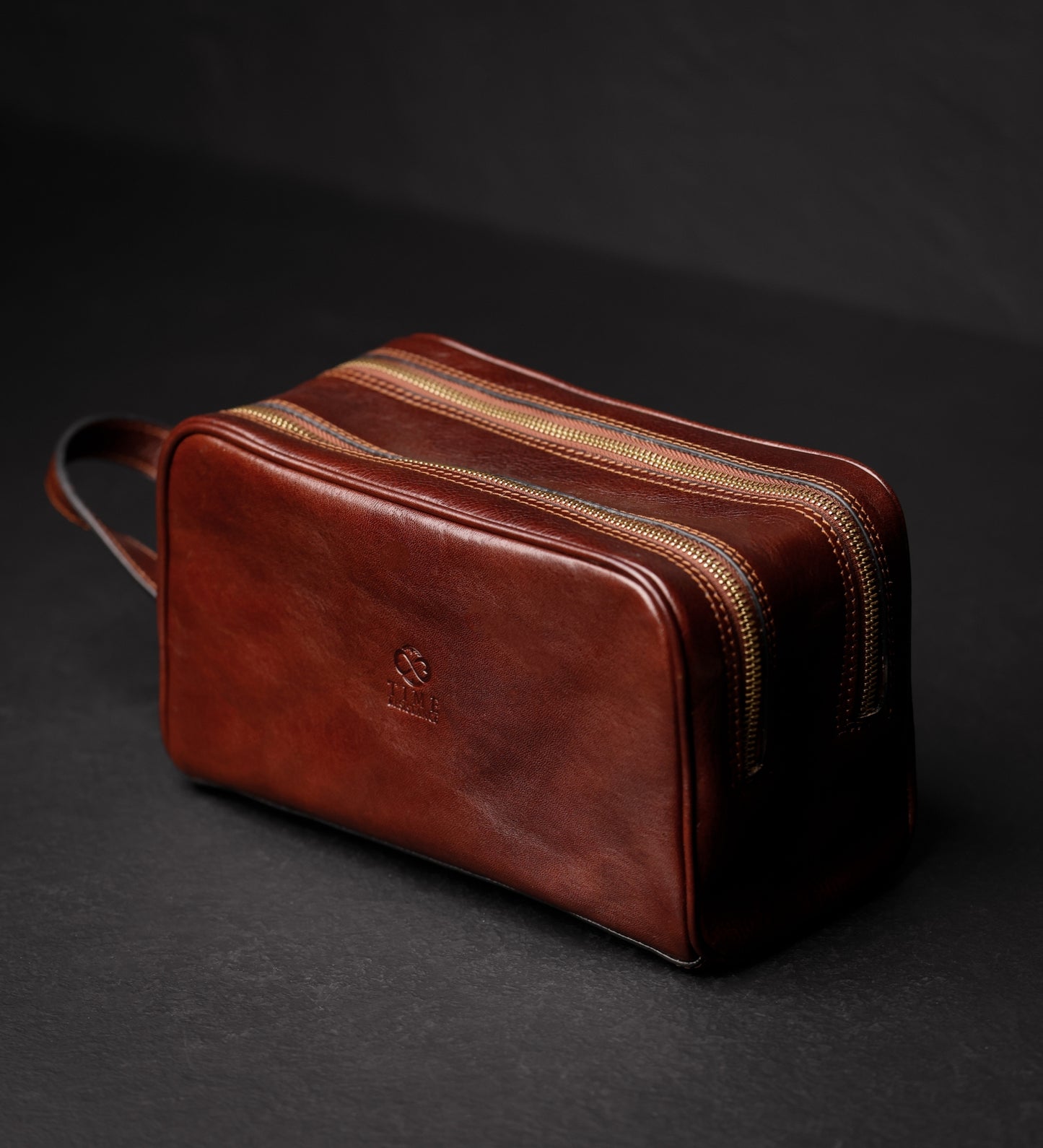 Kosmetiktasche aus Leder für Damen, Kulturbeutel - All the Kings Men
