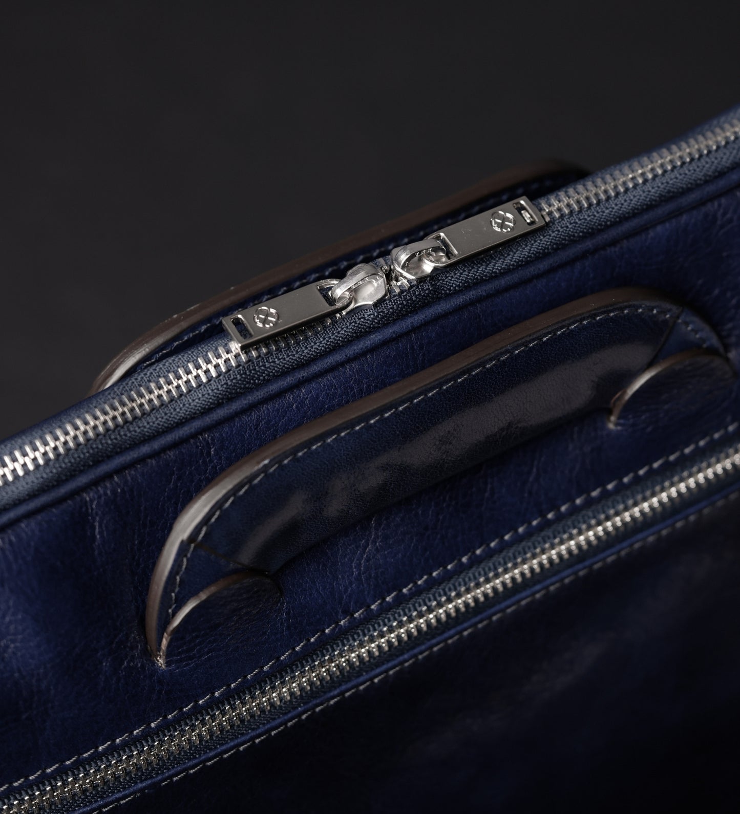 Aktentasche aus Leder für Damen, Laptoptasche - Brave New World