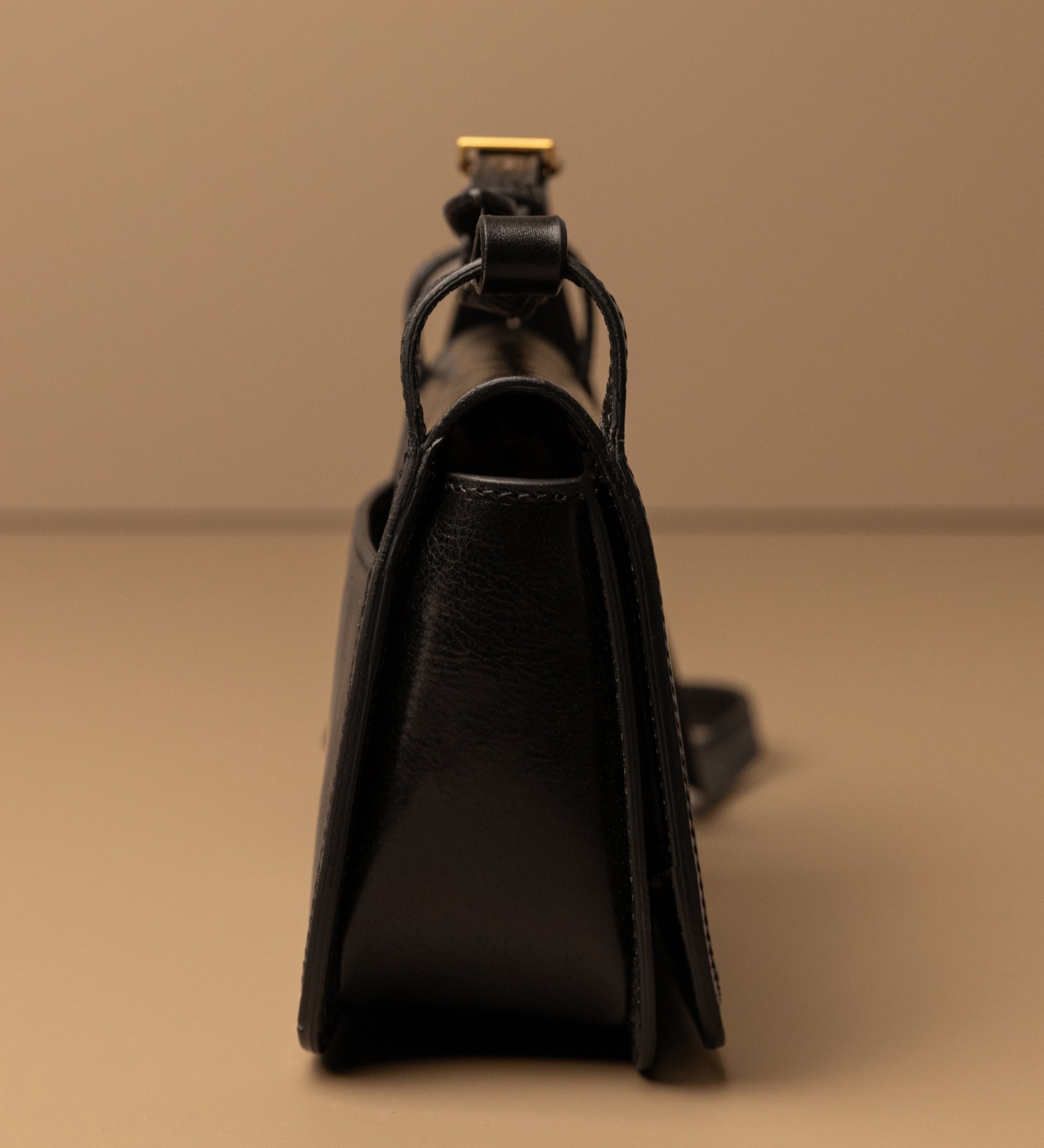 Umhängetasche aus Leder für Damen - Il Piacere