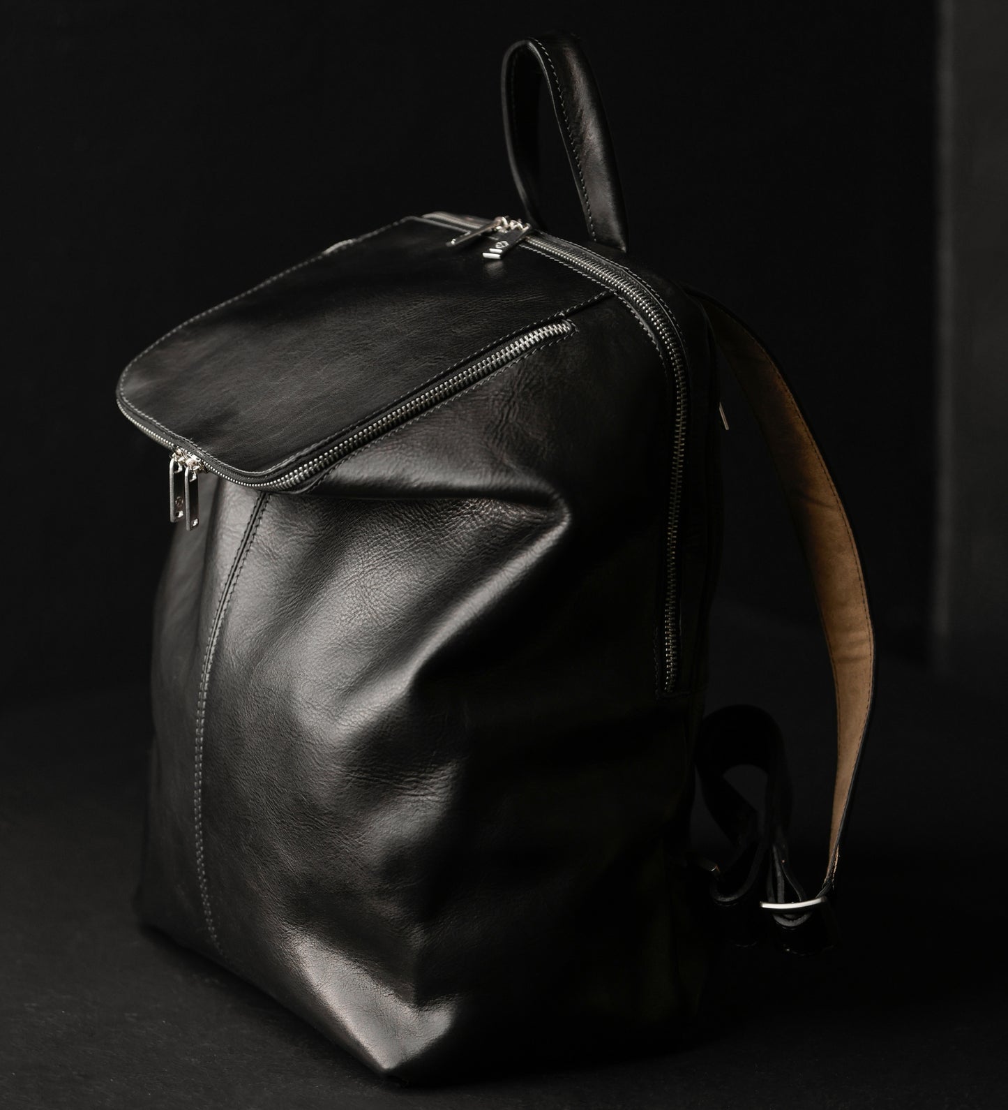 Rucksack aus Leder für Damen - A Bend in the River