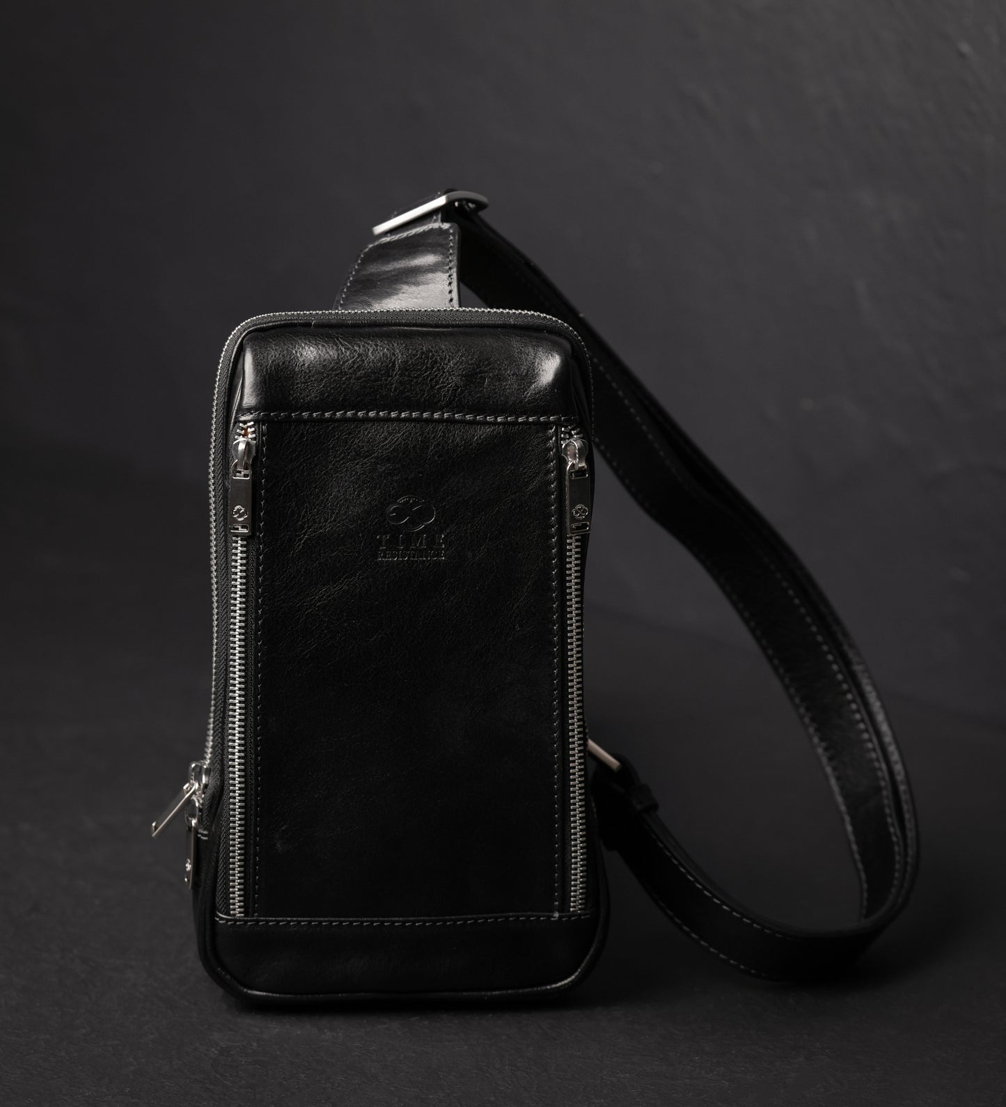 Sling Bag Brusttasche aus Leder - Kim