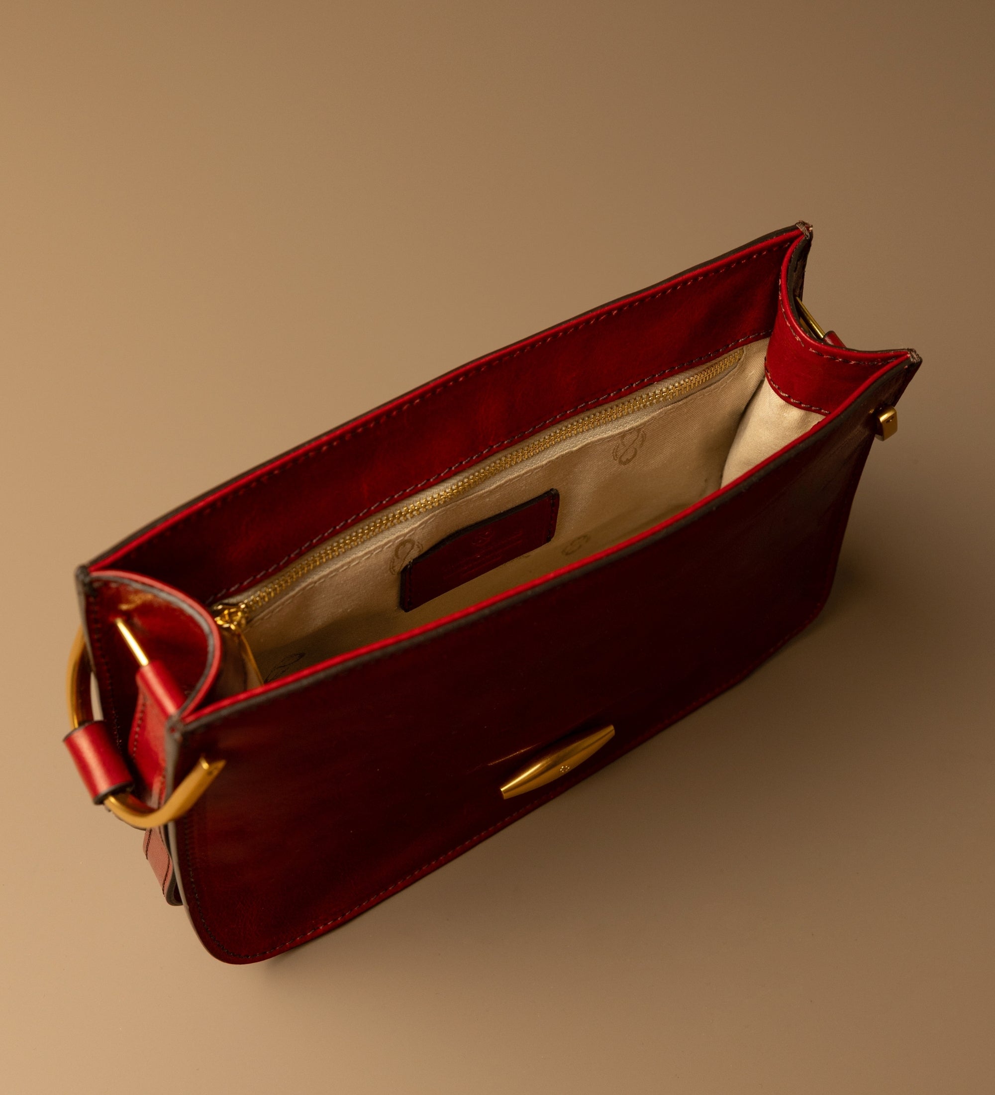 Leder-Tasche mit Klappe für Damen - Possession