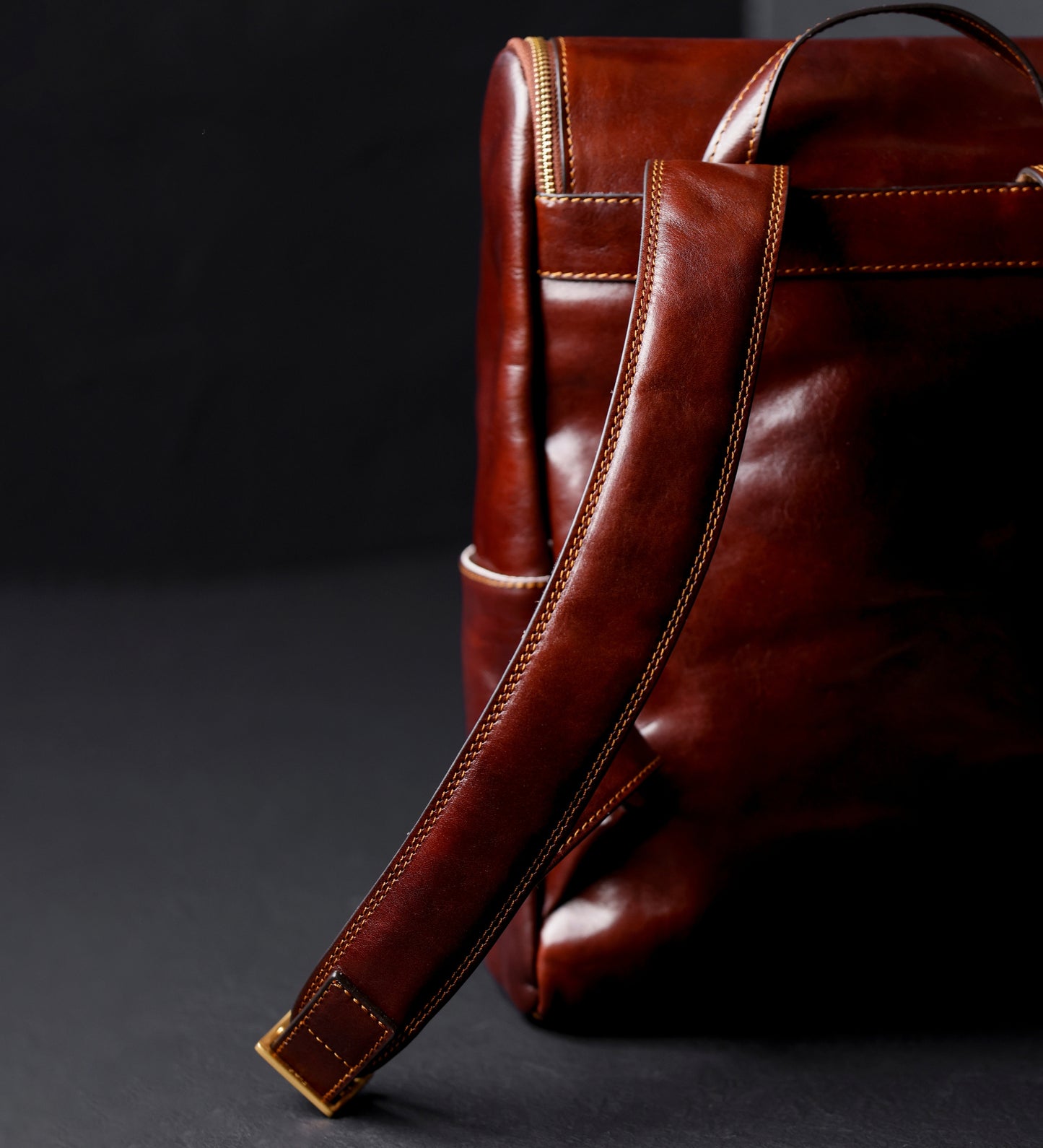 Großer Rucksack aus Leder für Damen - The Odyssey