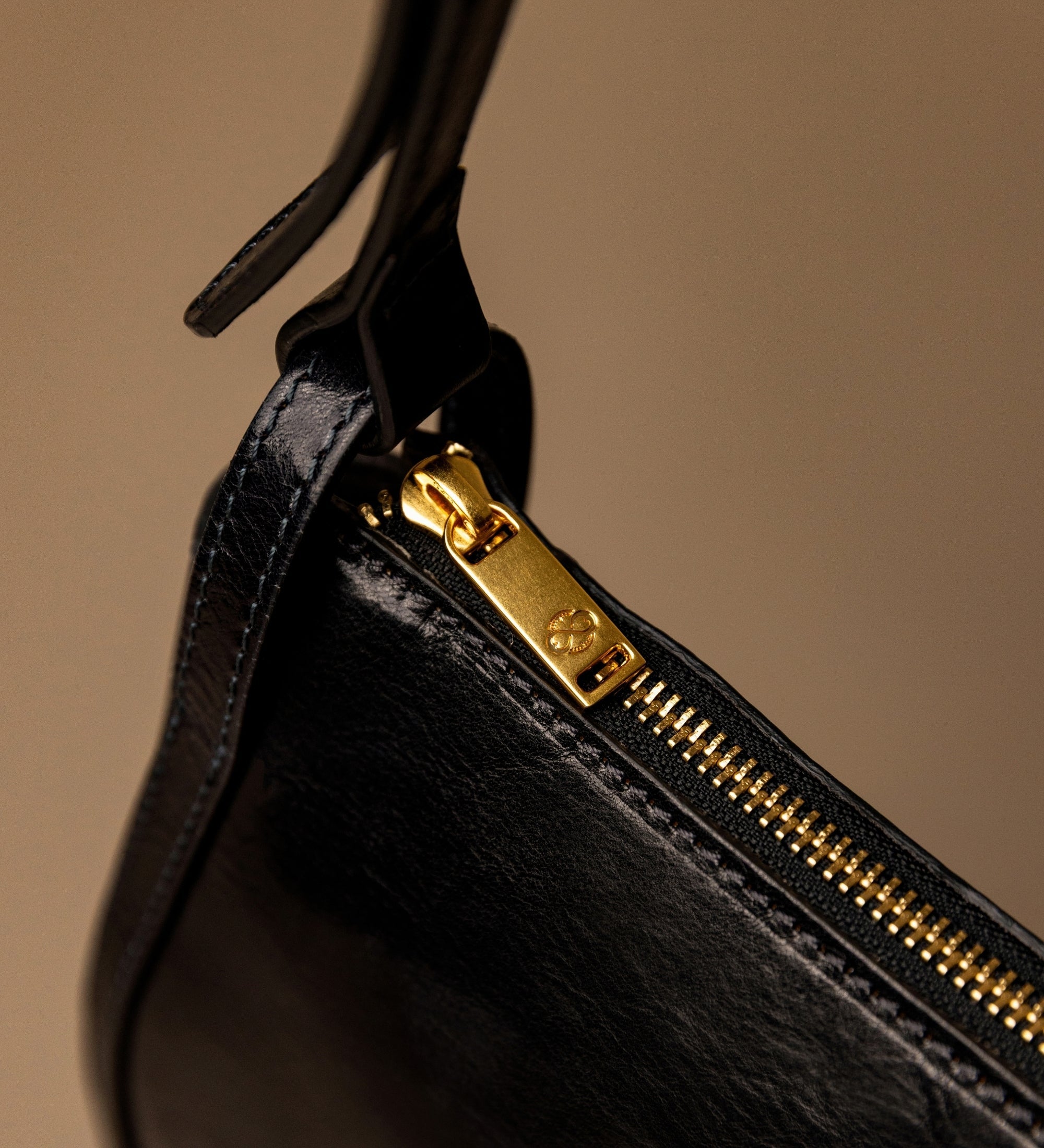 Hobo-Tasche aus Leder für Damen - La Noia