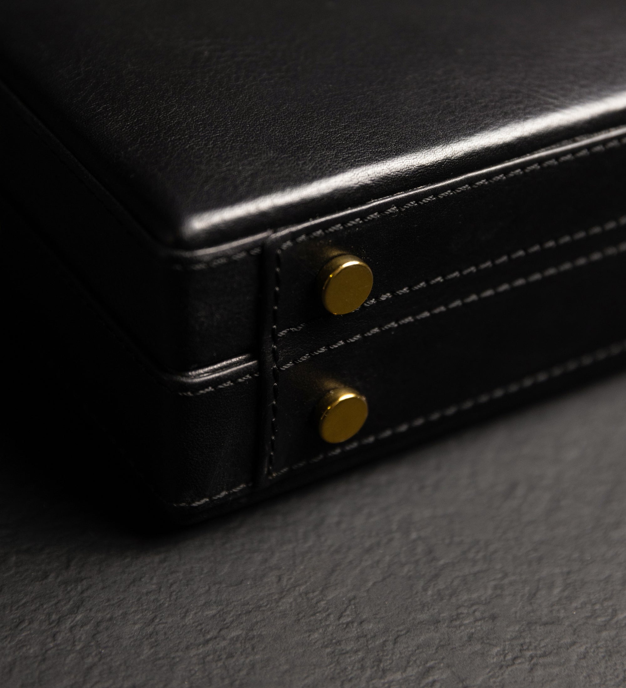 Attaché-Aktentasche aus Leder für Damen- Vendetta
